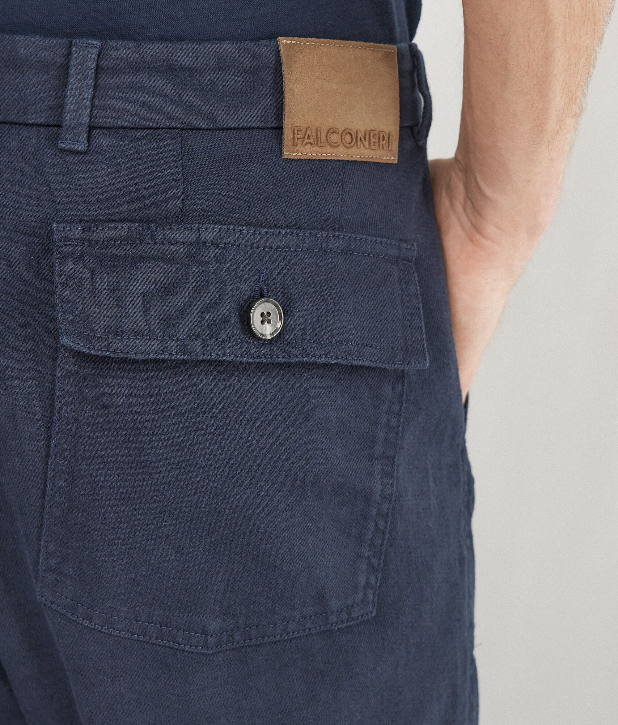 Hose im Worker-Stil