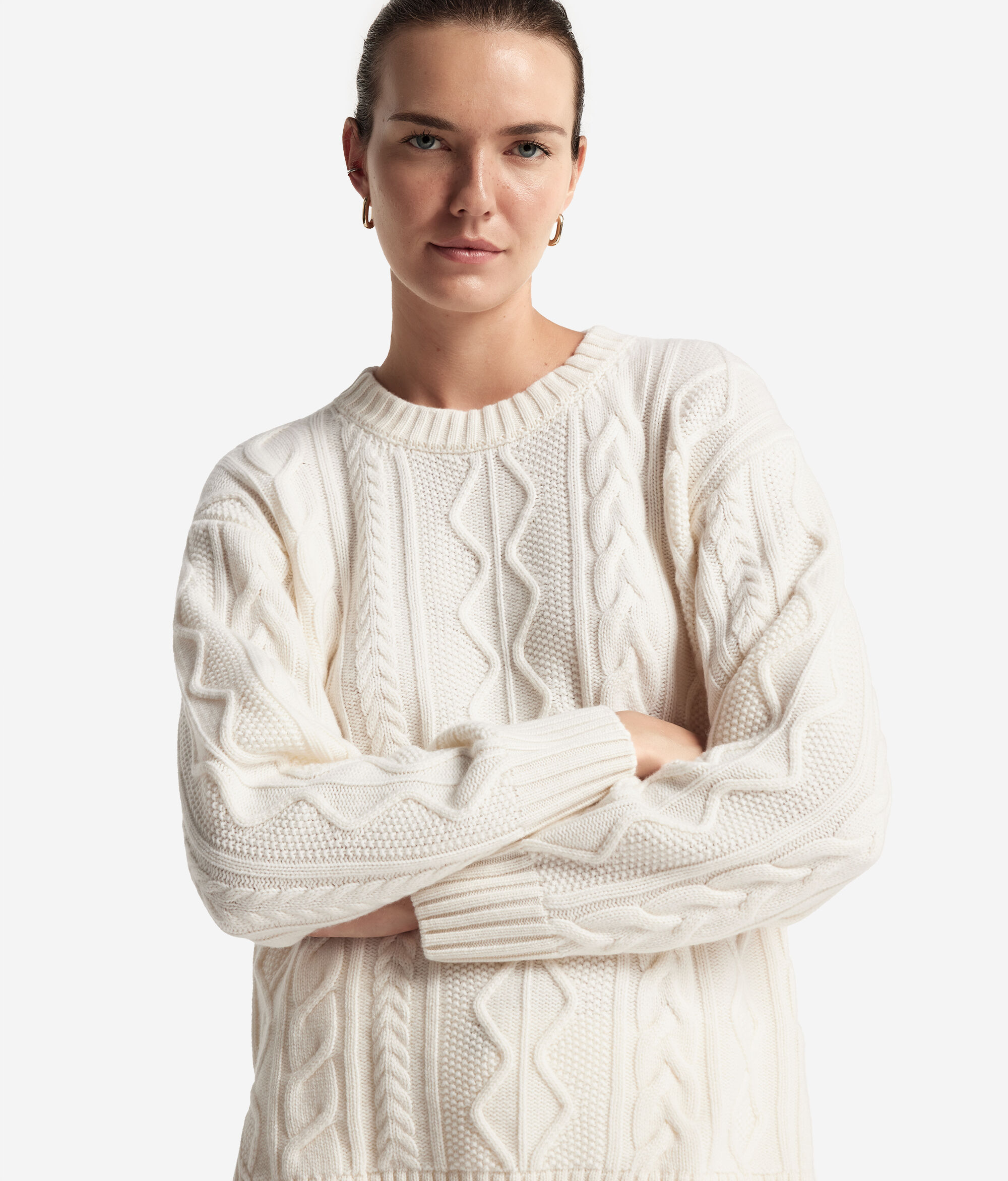Cable Knit Ultrasoft Cashmere Round-Neck Jumper