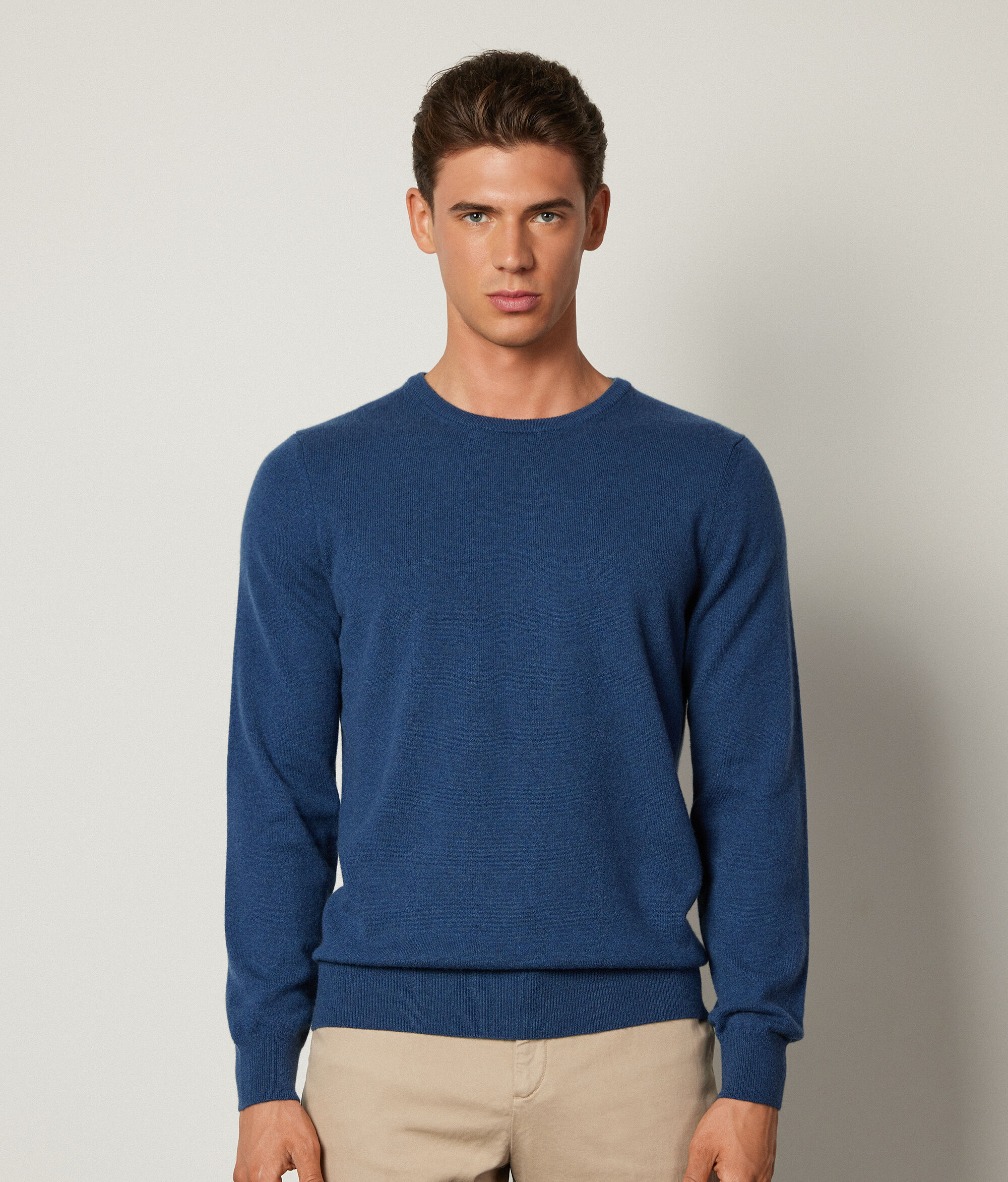 Ultrasoft Cashmere Round-Neck Jumper