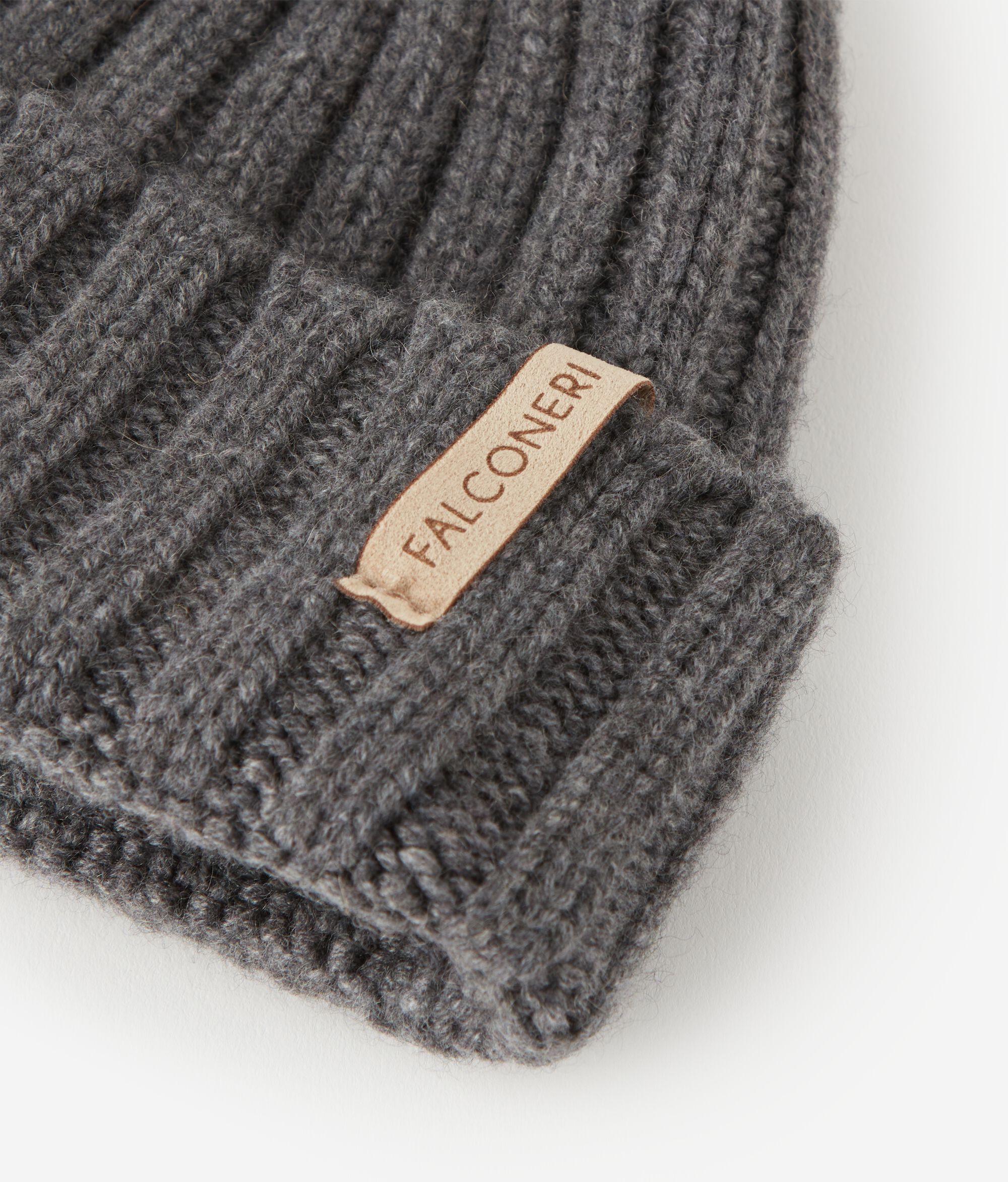 Kapa od kašmira s unutrašnjosti od svile