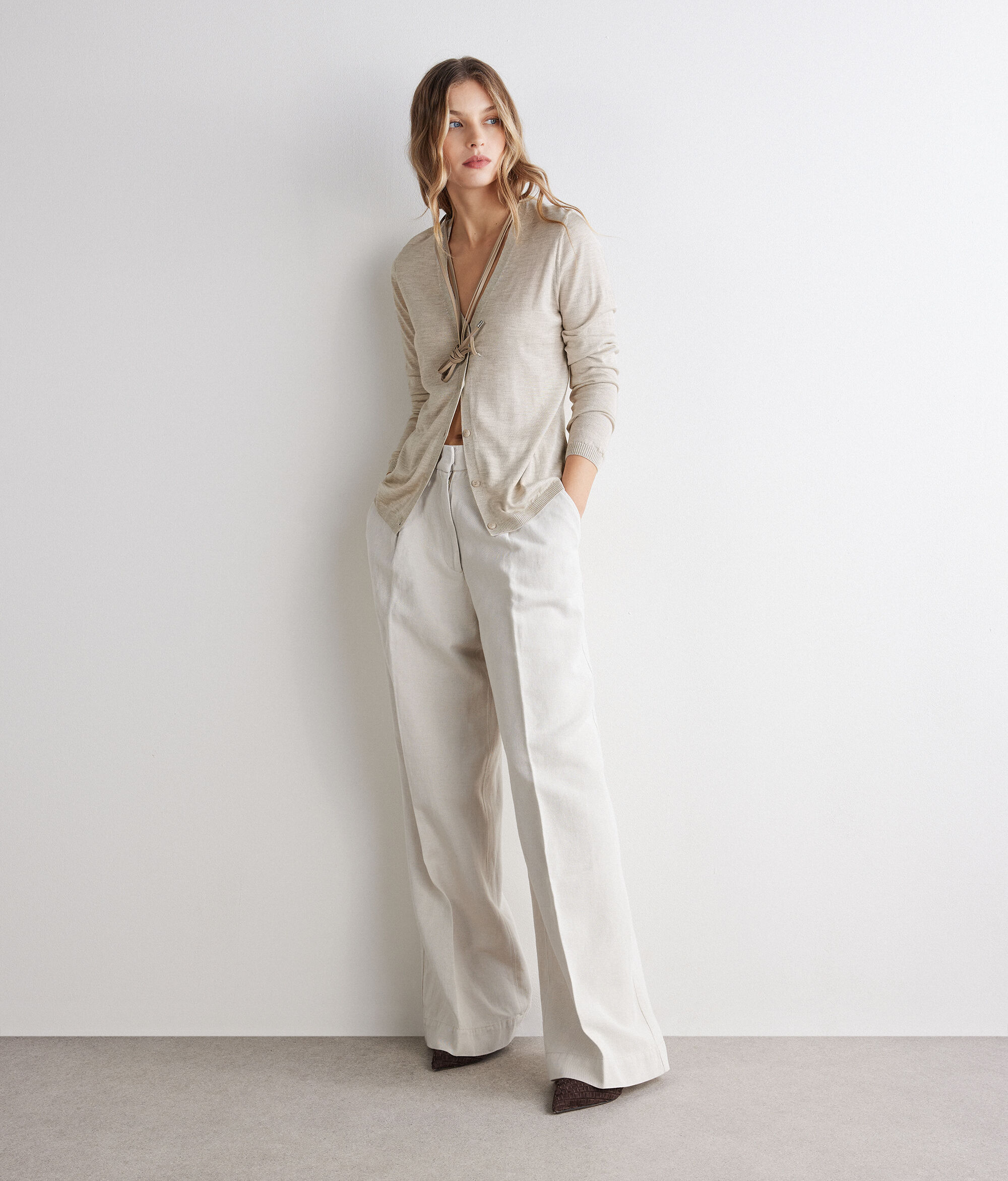 シルクファインカシミヤ Vネック セーター