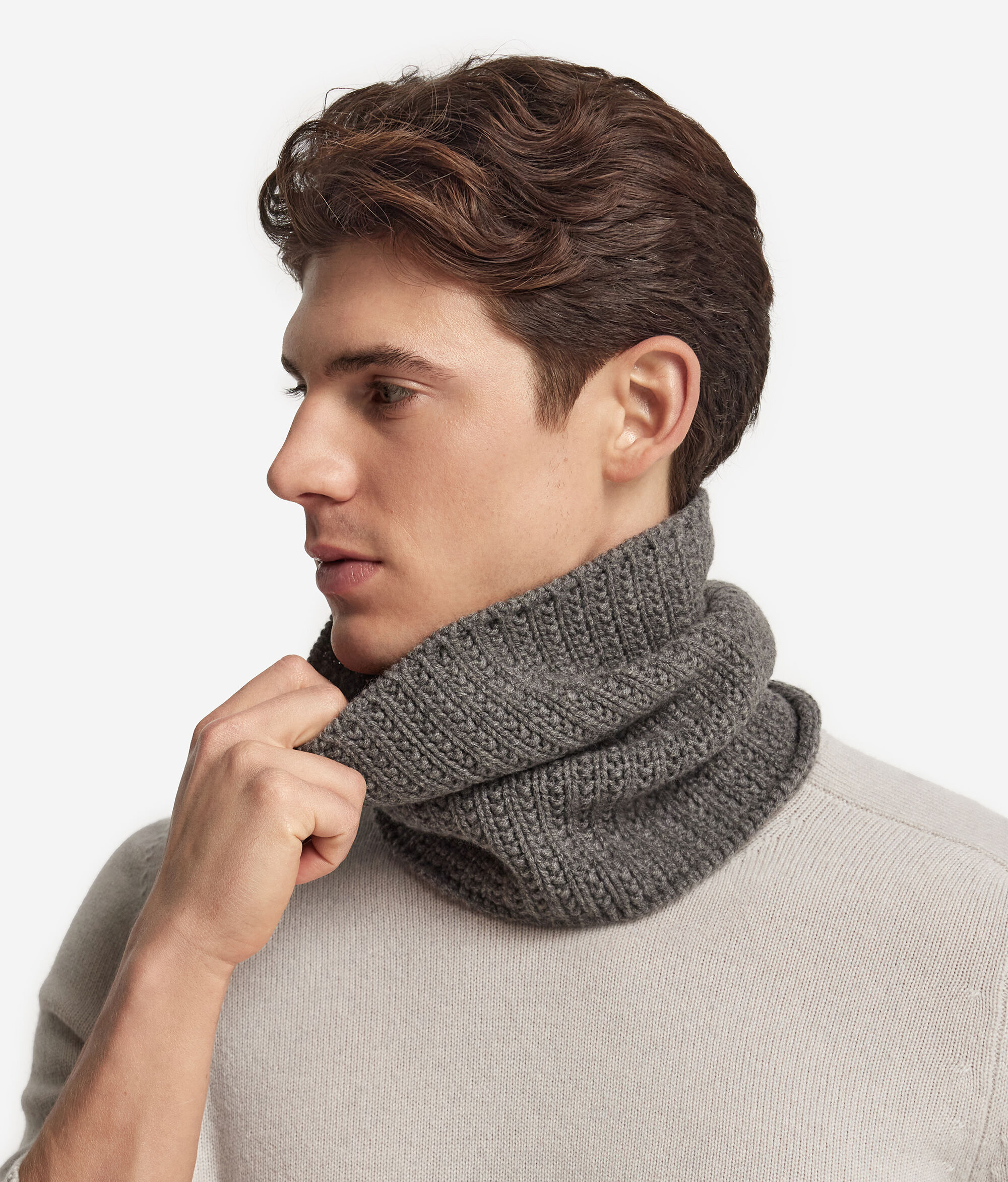 Ribbed Cashmere Snood