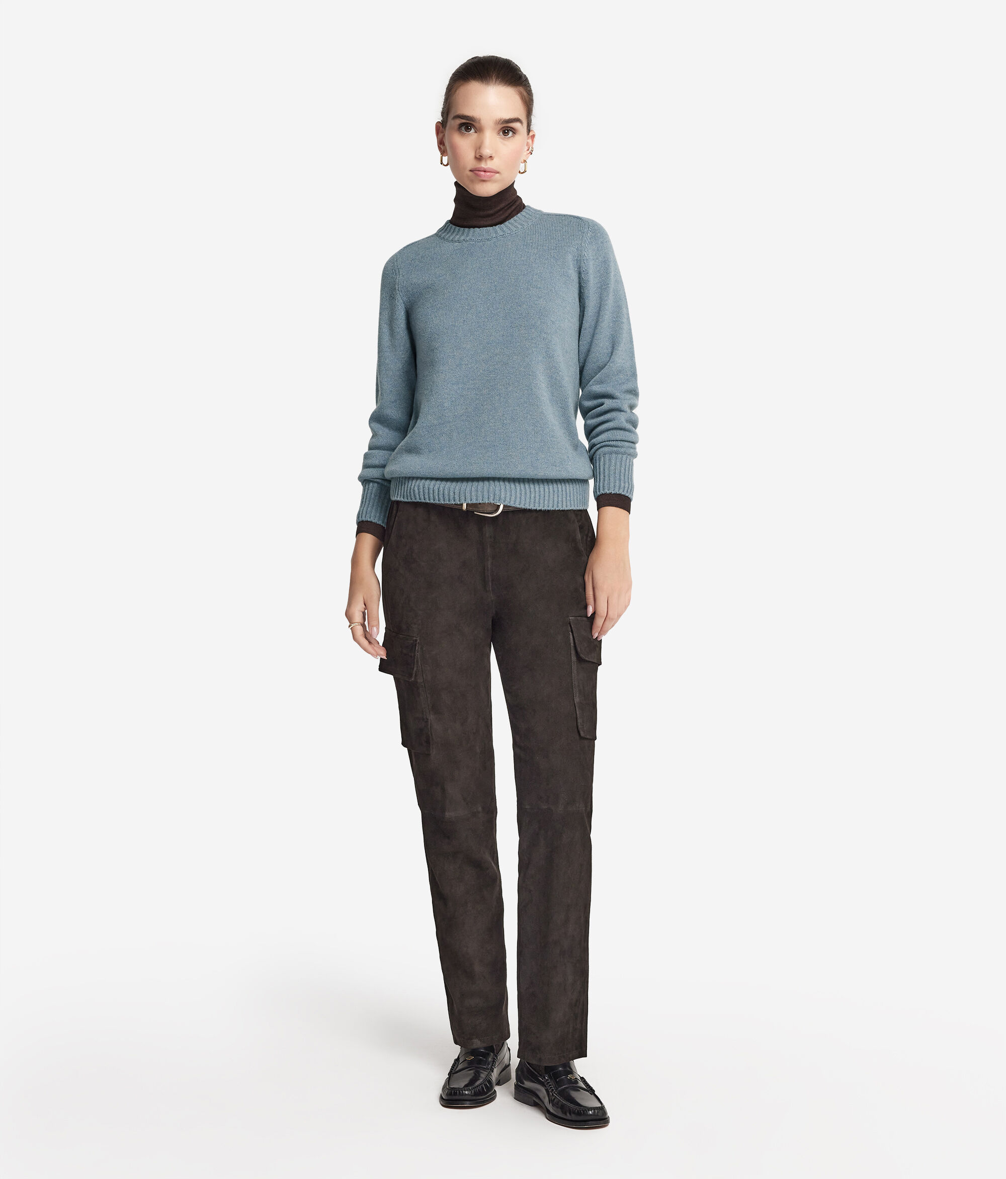 Ultrasoft Cashmere Crewneck Sweater with Set-in Sleeves