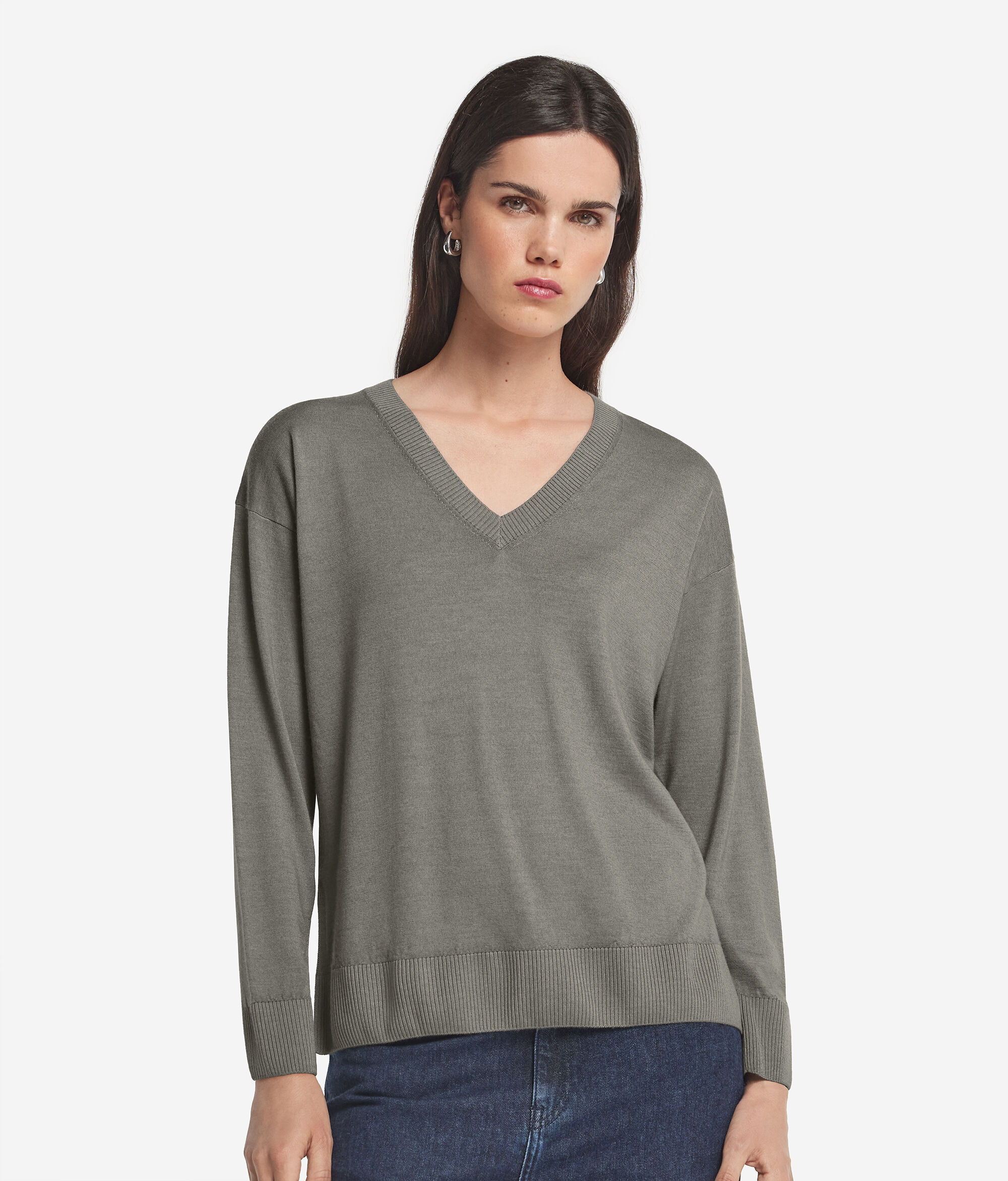 Suéter de cuello de pico de mujer de Cashmere Ultrafine