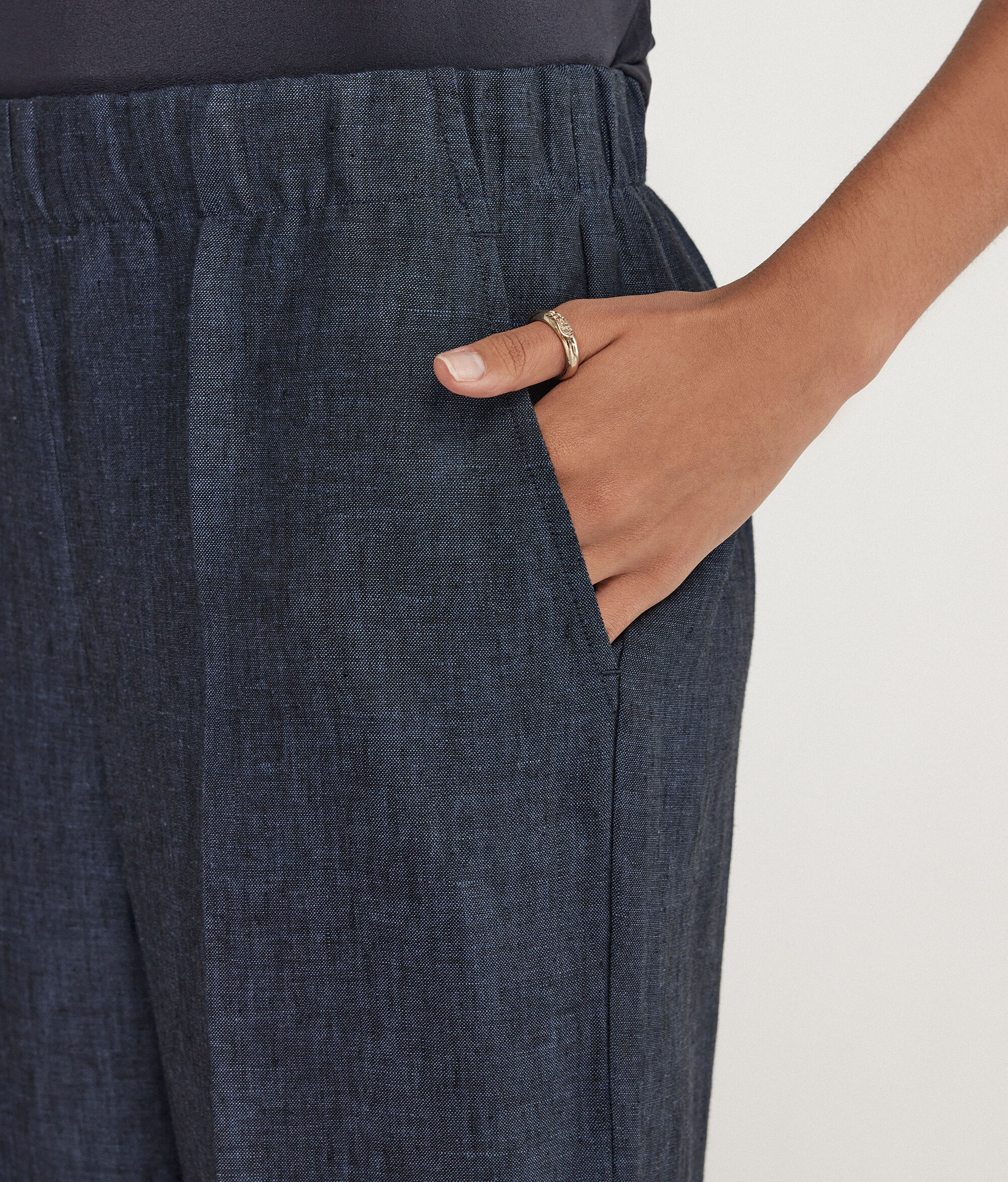 Zigarettenhose aus Leinen