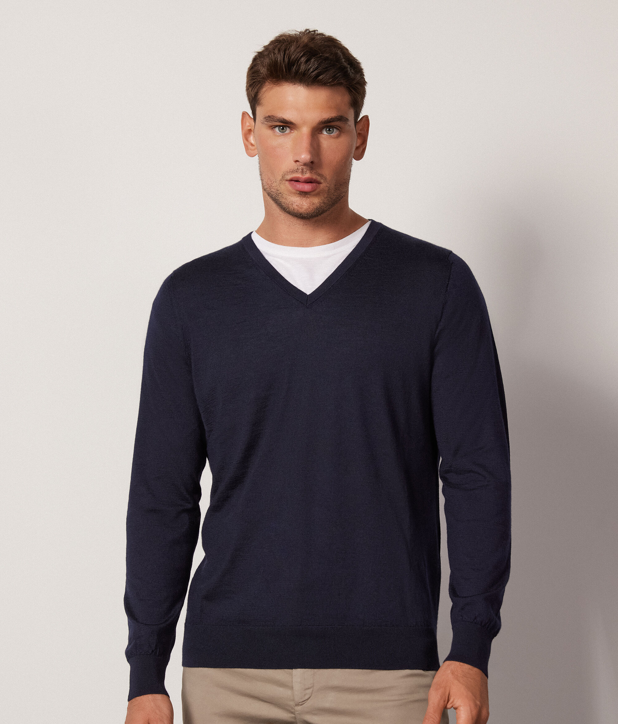 Maglia Scollo V in Cashmere Ultrafine