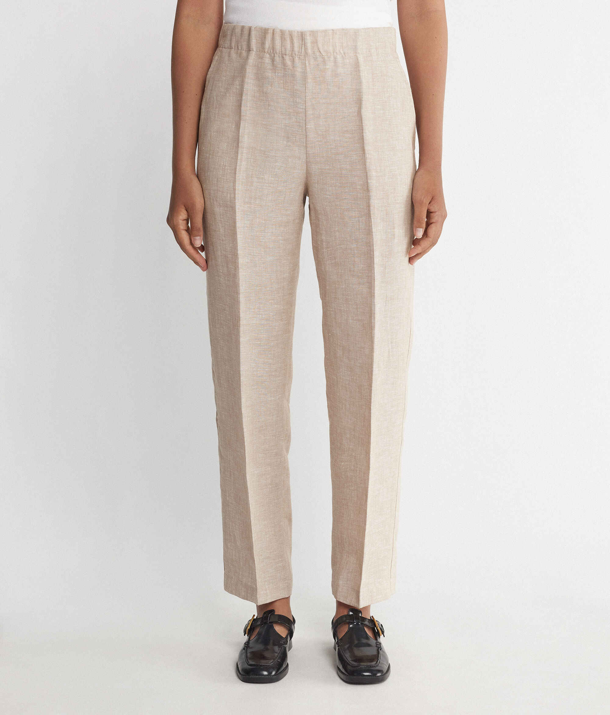 Zigarettenhose aus Leinen
