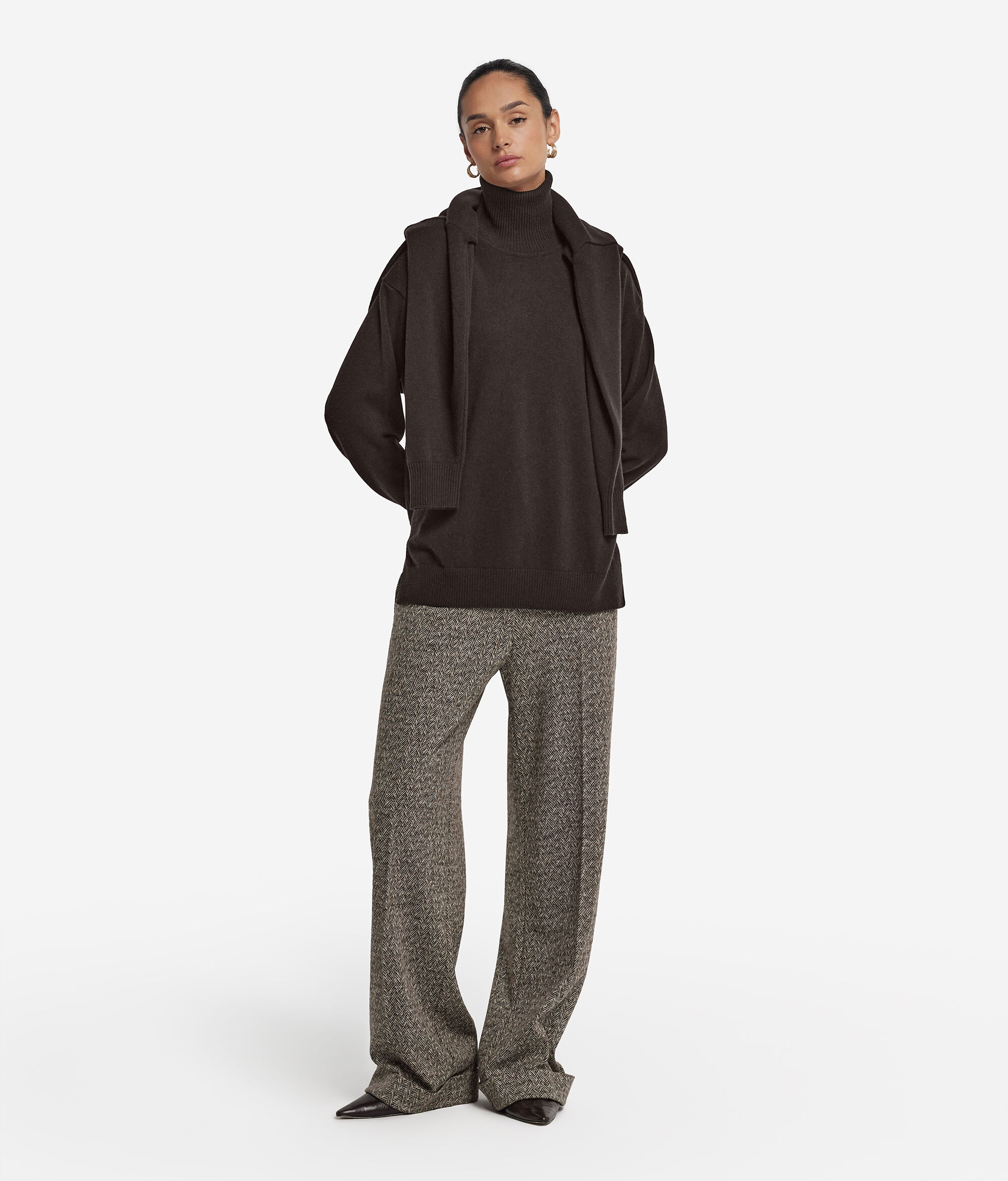 Rollkragenpullover aus Kaschmir Ultrasoft mit Schlitzen