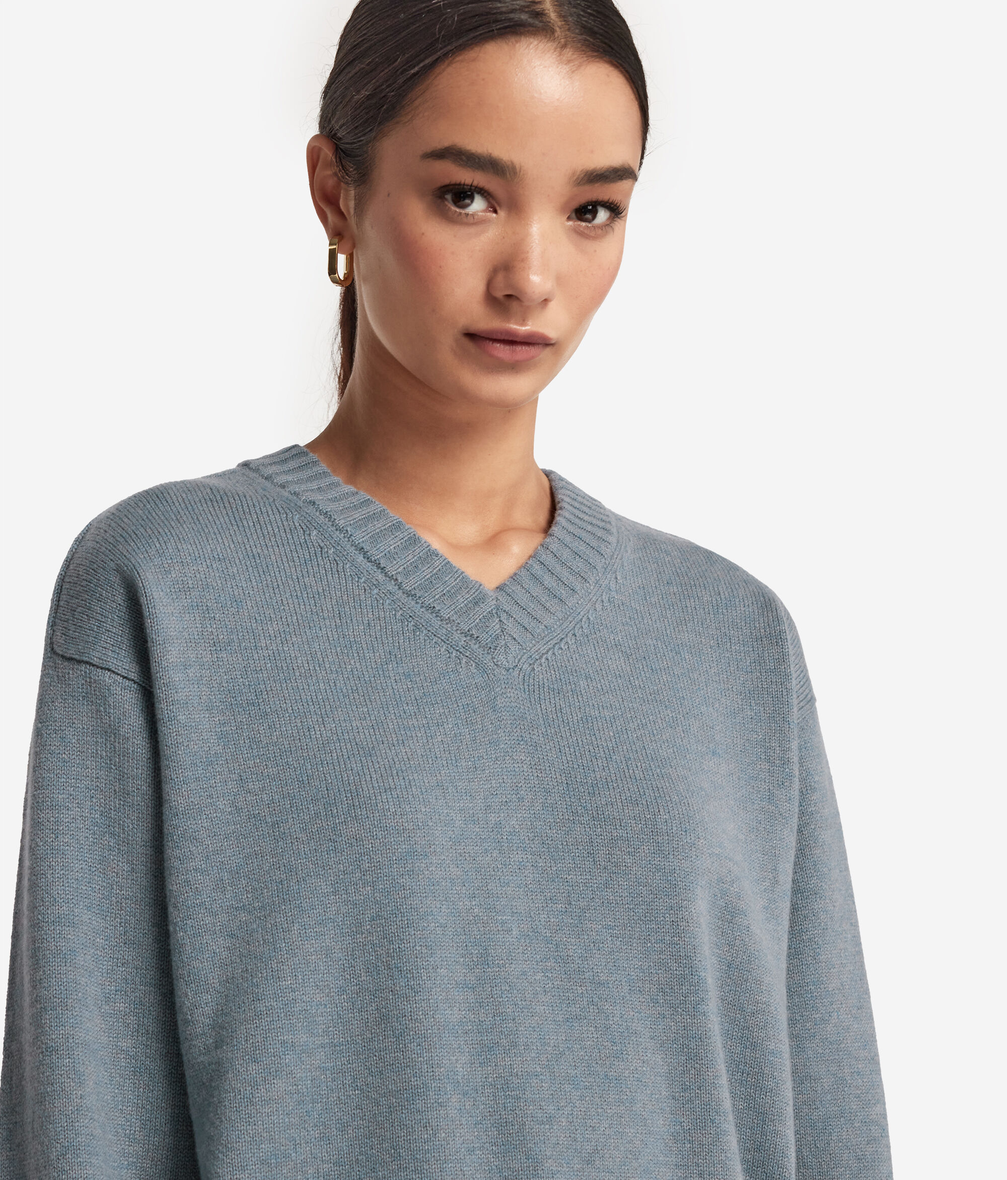 Ultrasoft Cashmere V-Neck Jumper with Set-In Sleeves