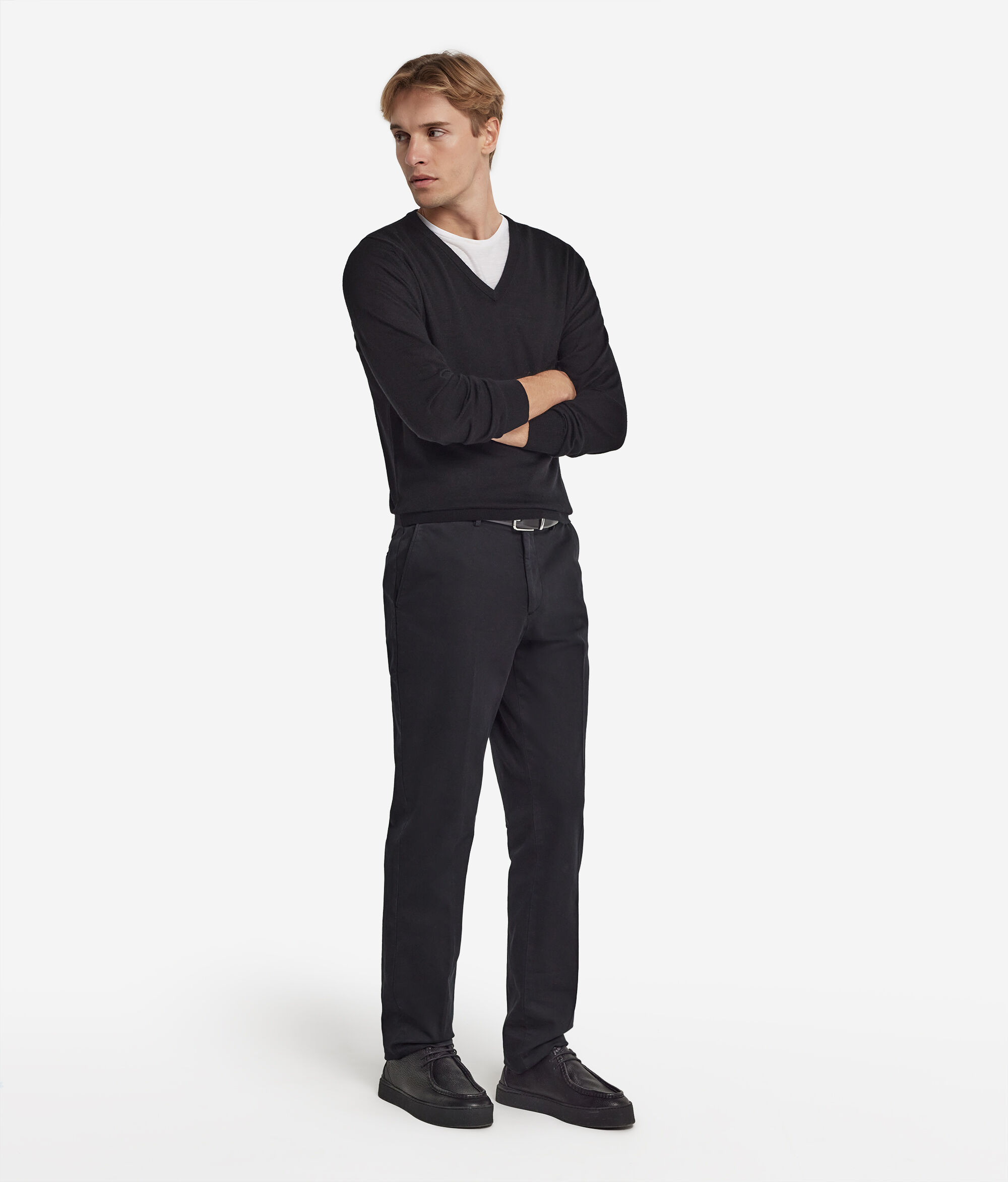 Jersey con cuello de pico de cashmere ultrafine