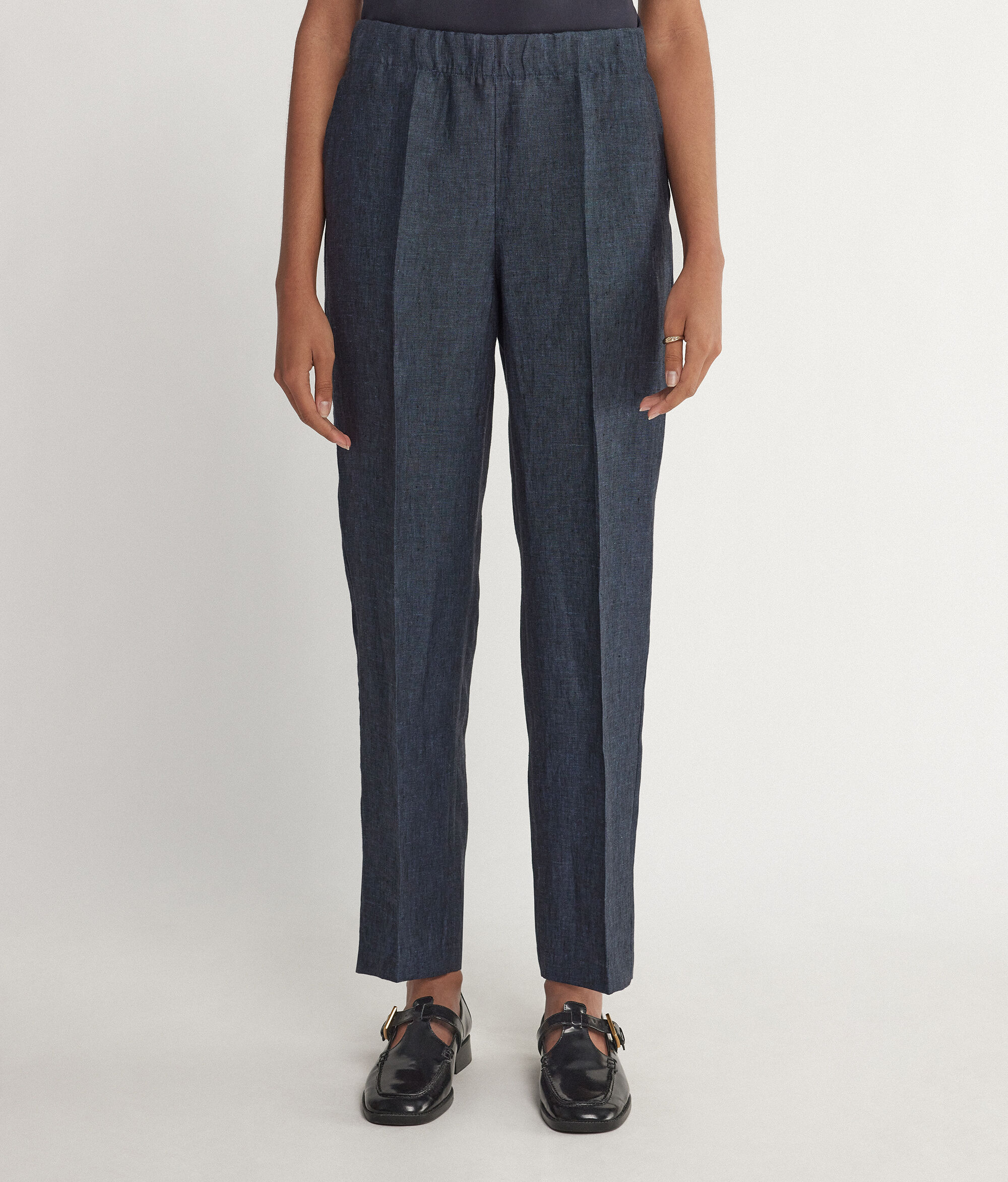 Zigarettenhose aus Leinen