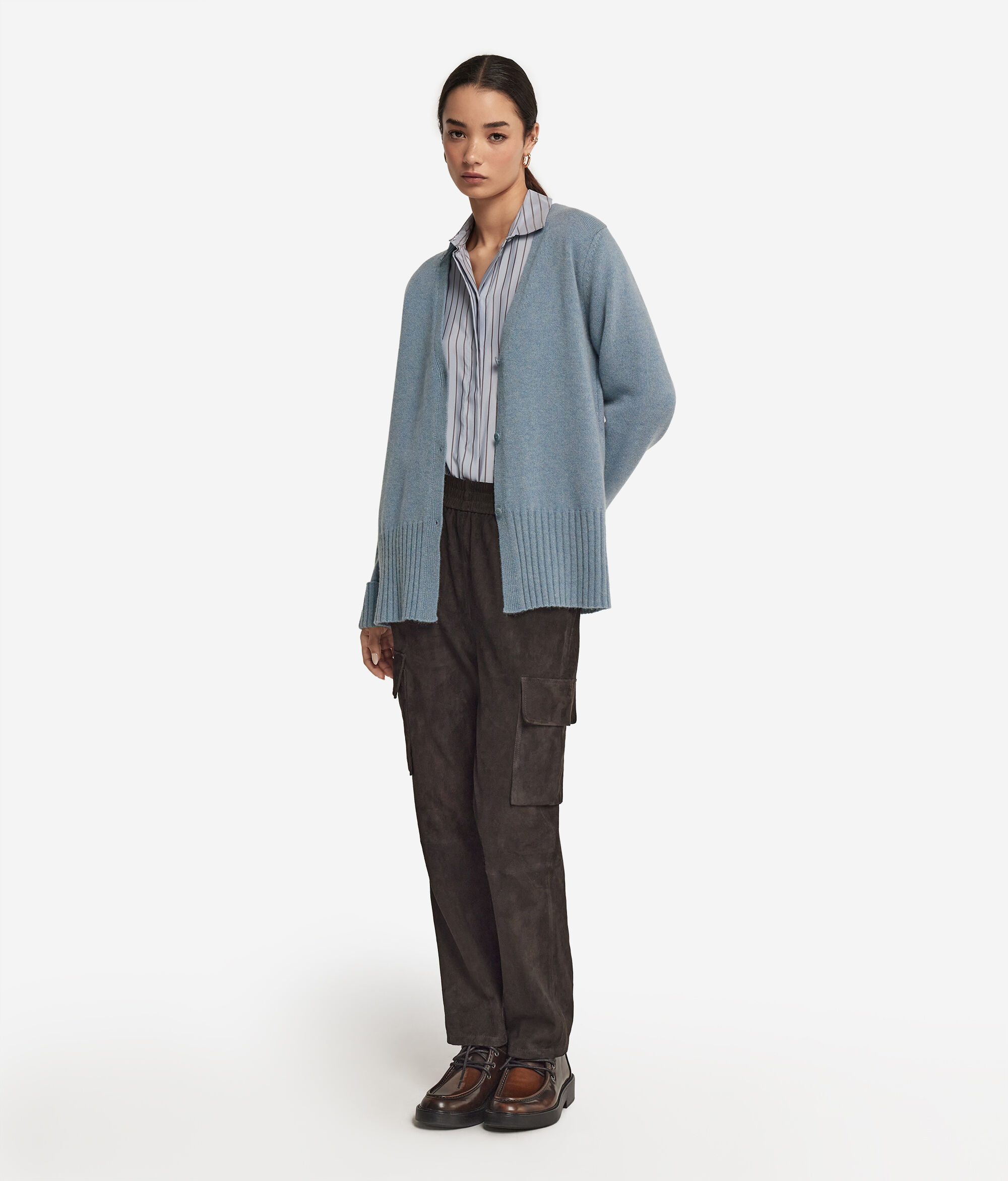 Cárdigan con cuello de pico de cashmere ultrasoft