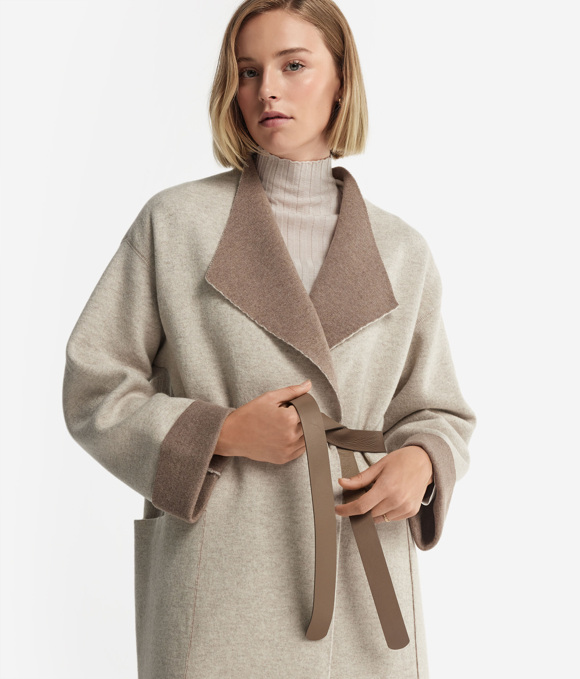 Cappotto Lungo con Spacchi in Cashmere
