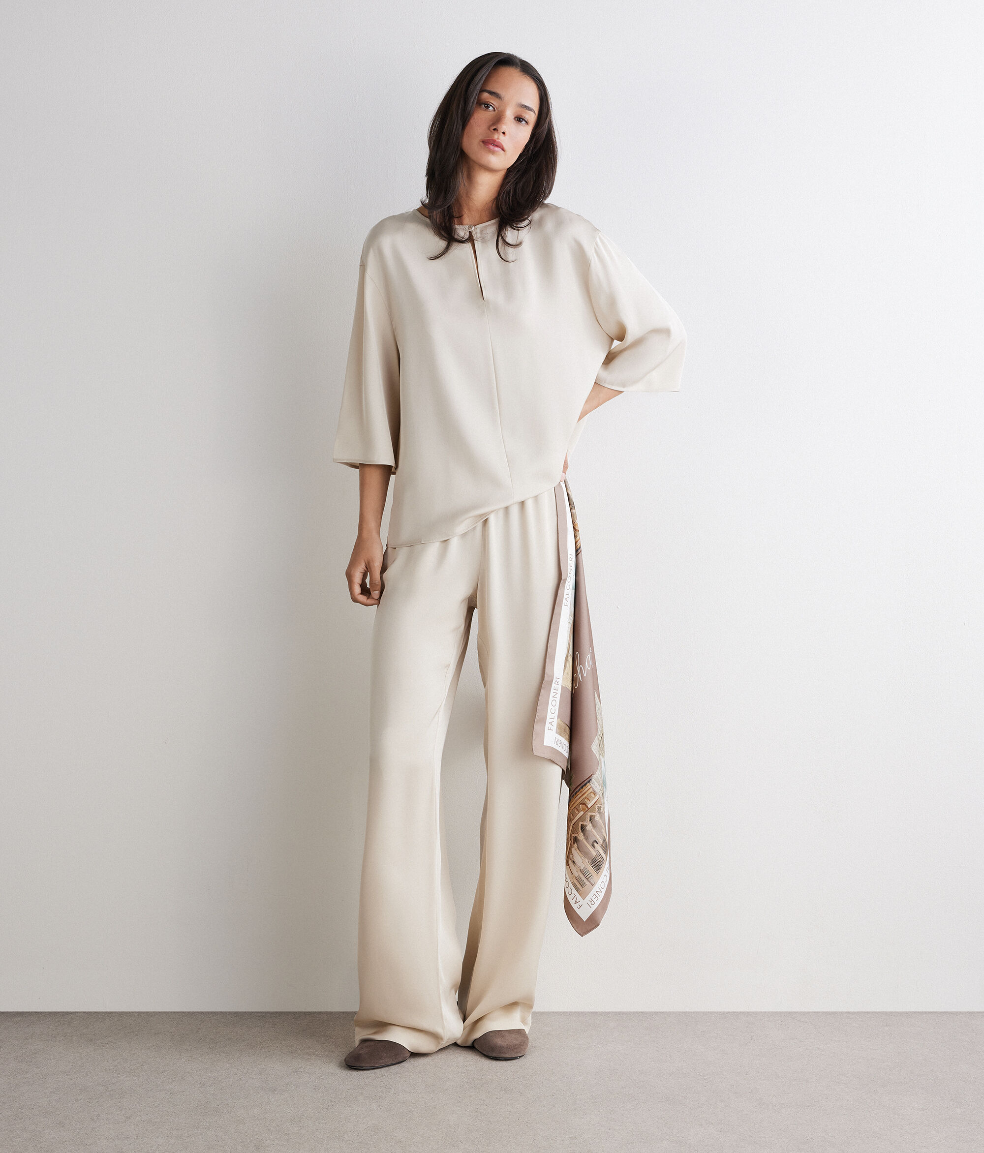 Pantalón de raso mate