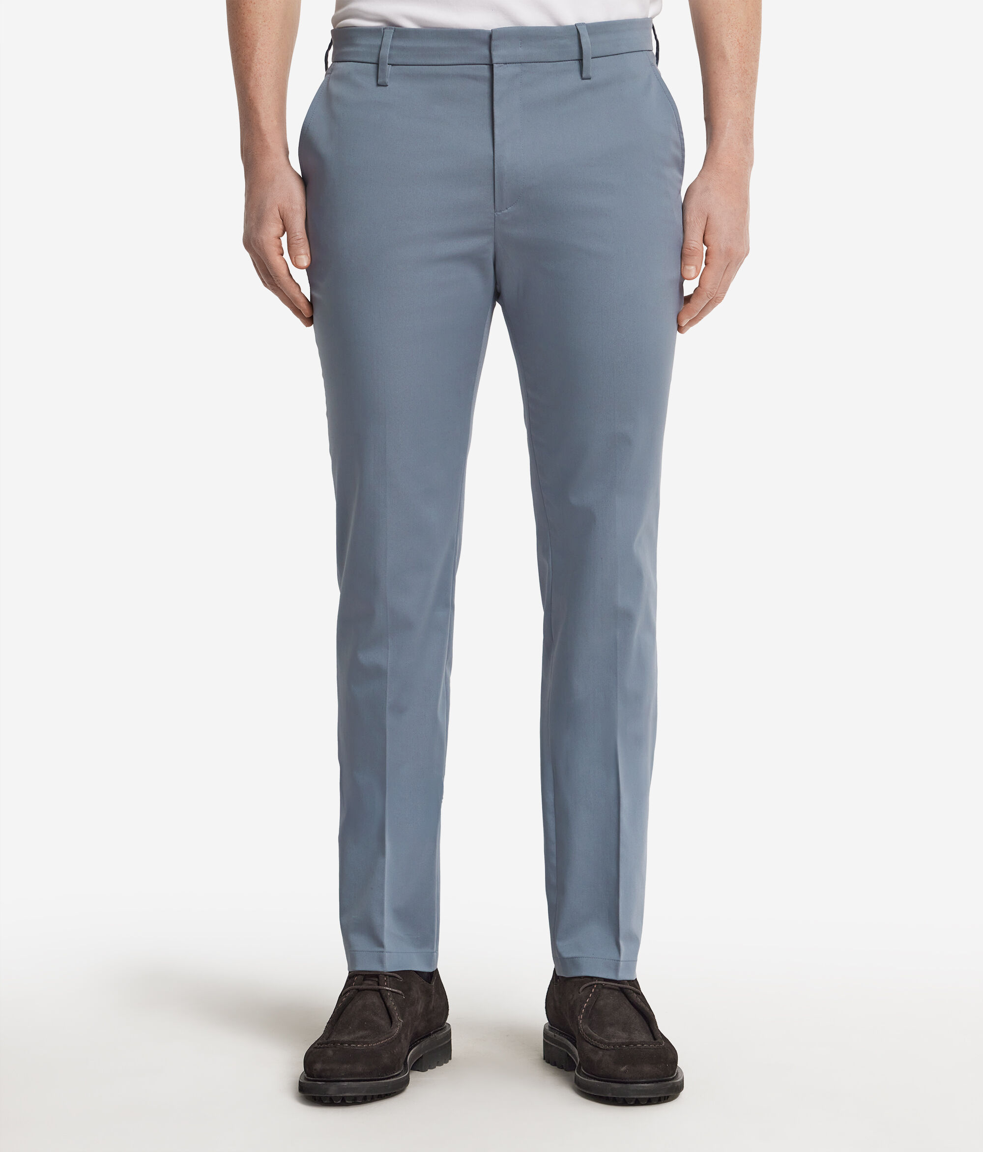Lightweight Chino Pants