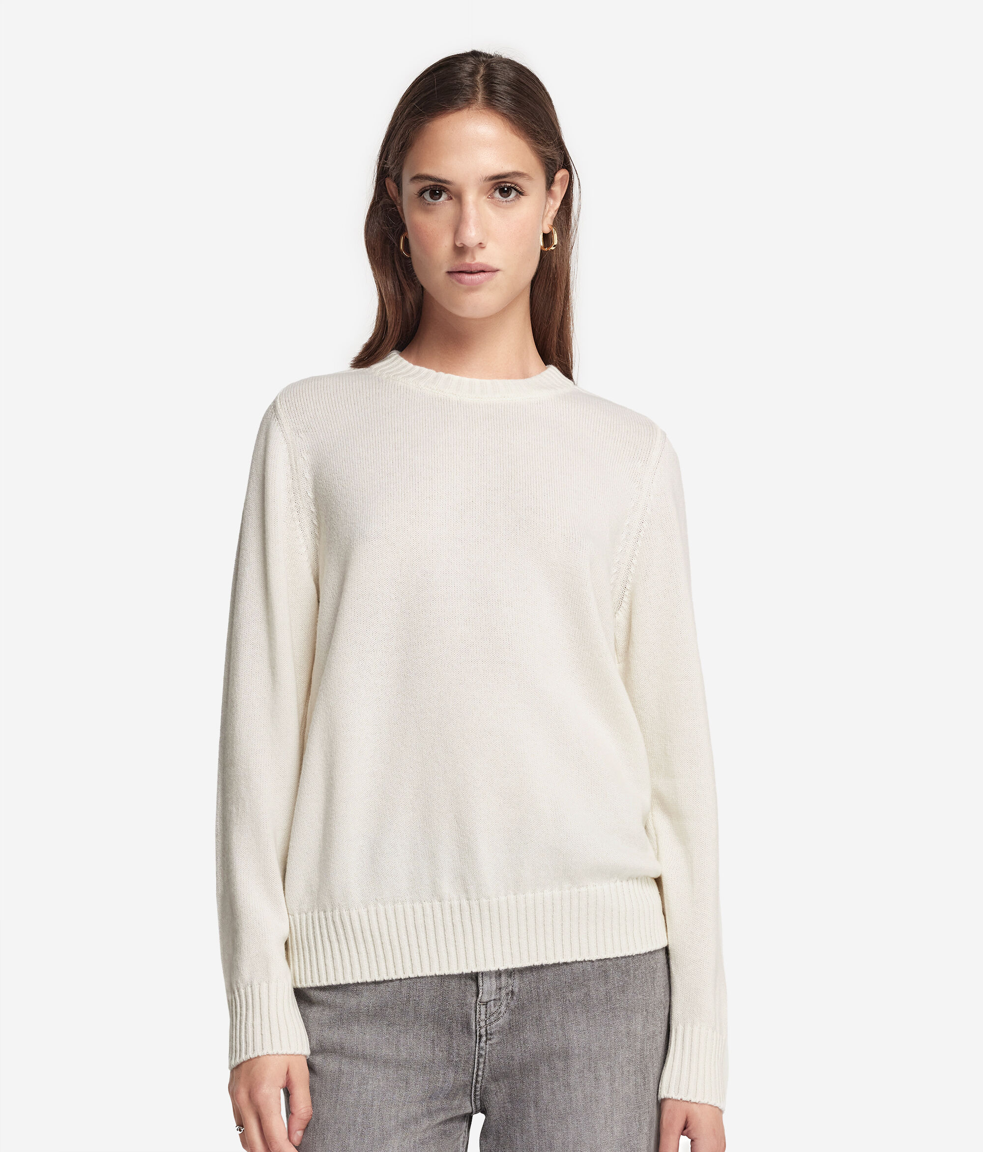Ultrasoft Cashmere Crewneck Sweater with Set-in Sleeves