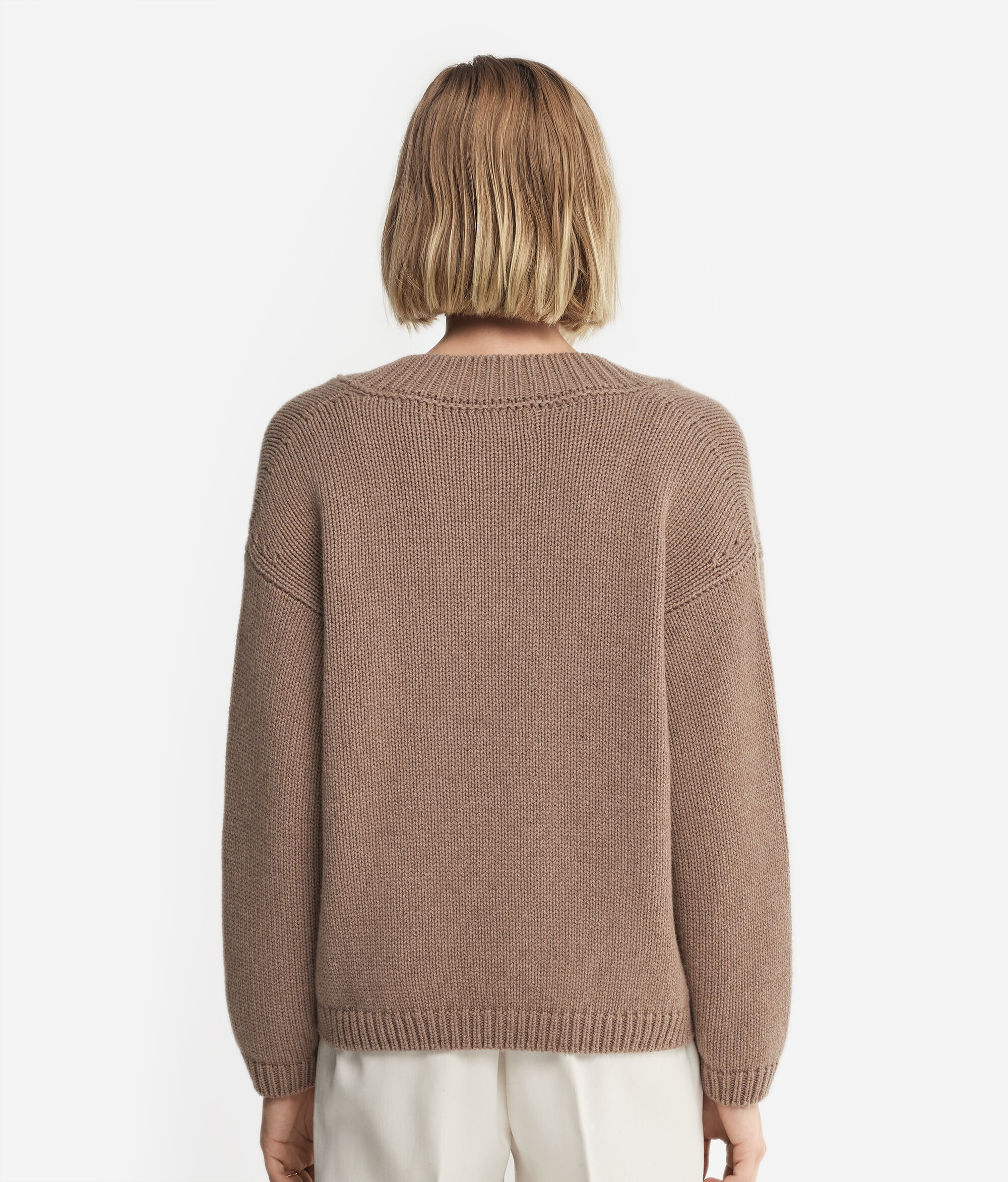 Pull femme col V en cachemire ultra-doux