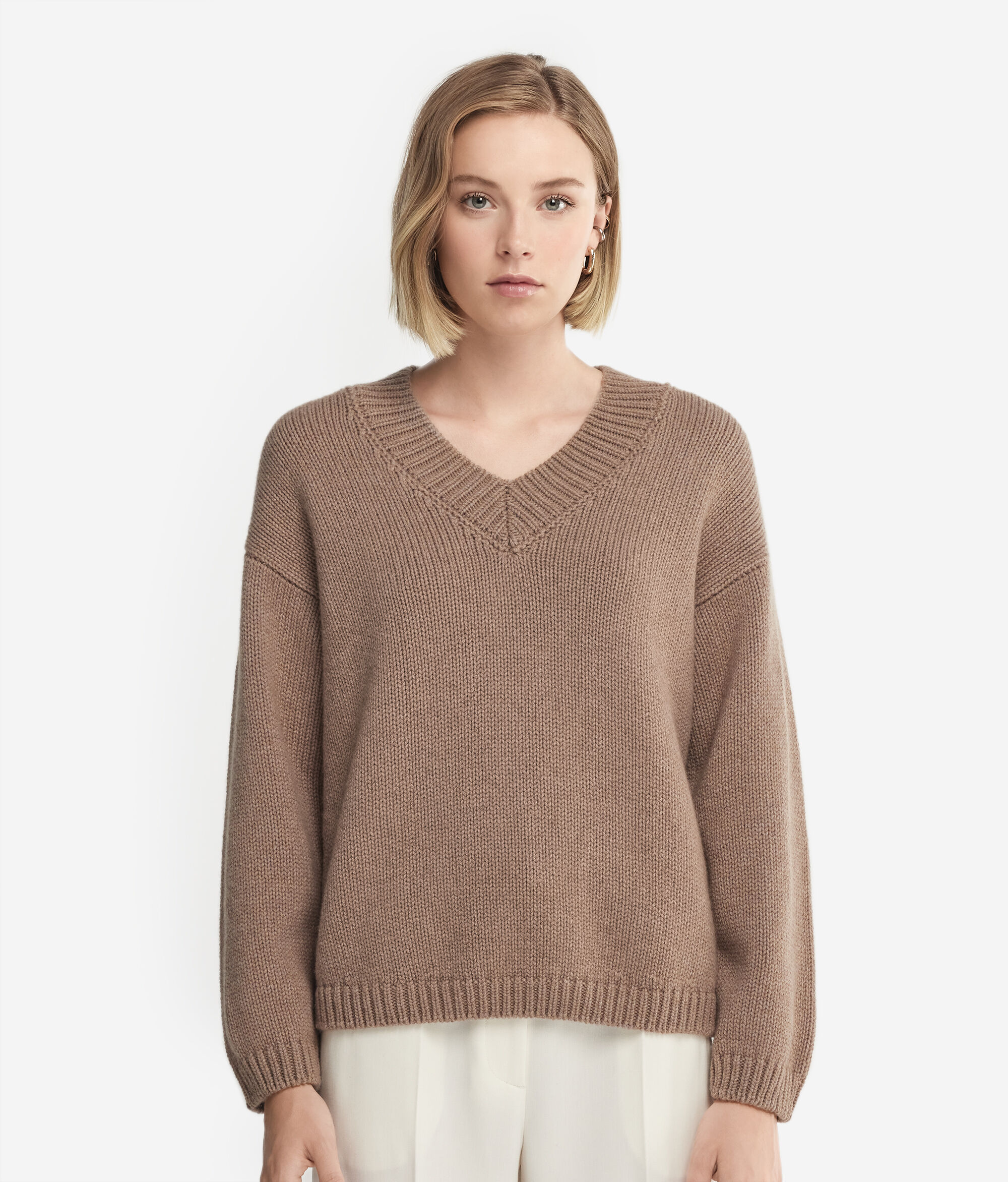 Pull femme col V en cachemire ultra-doux