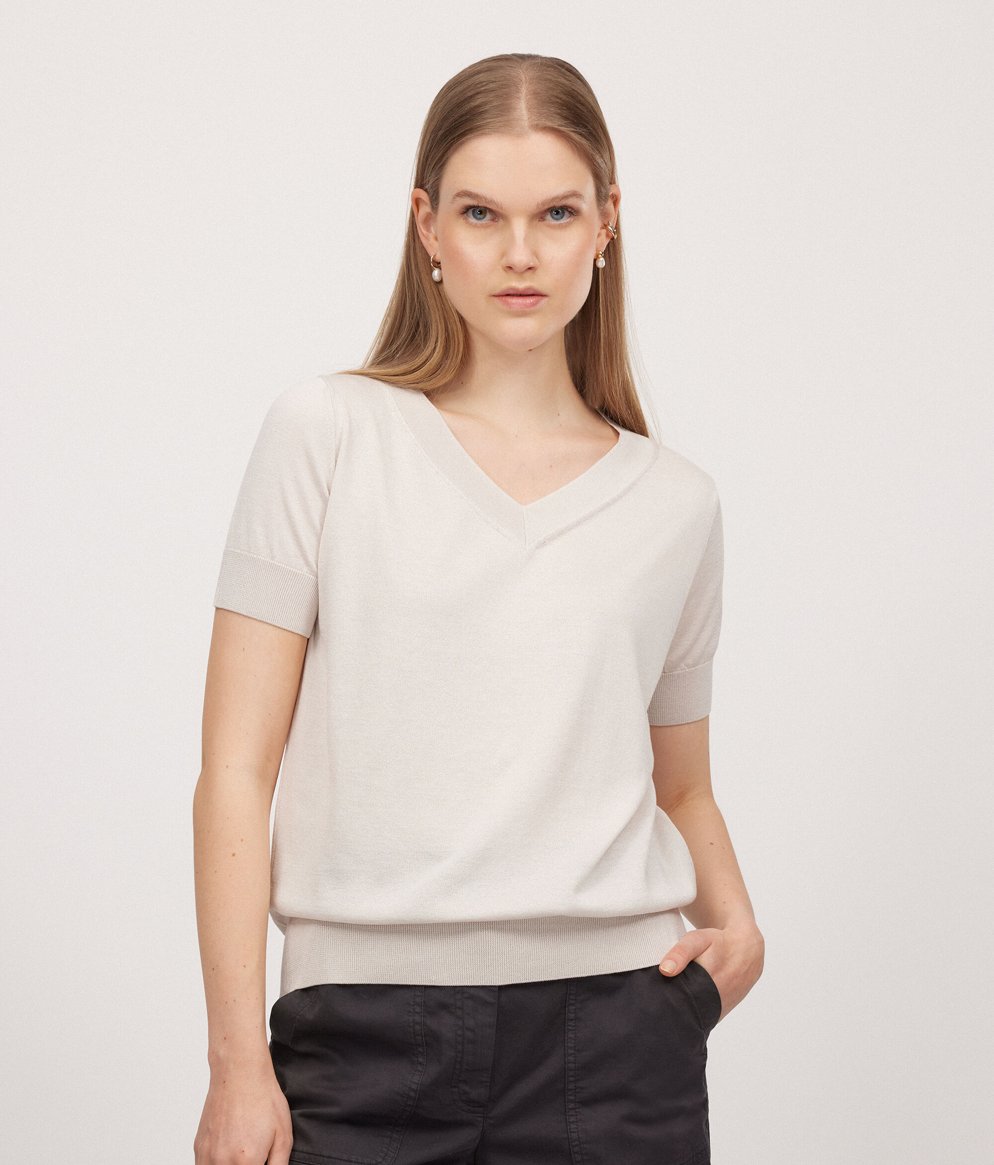 Short-Sleeved V-Neck Silk and Cotton Jumper