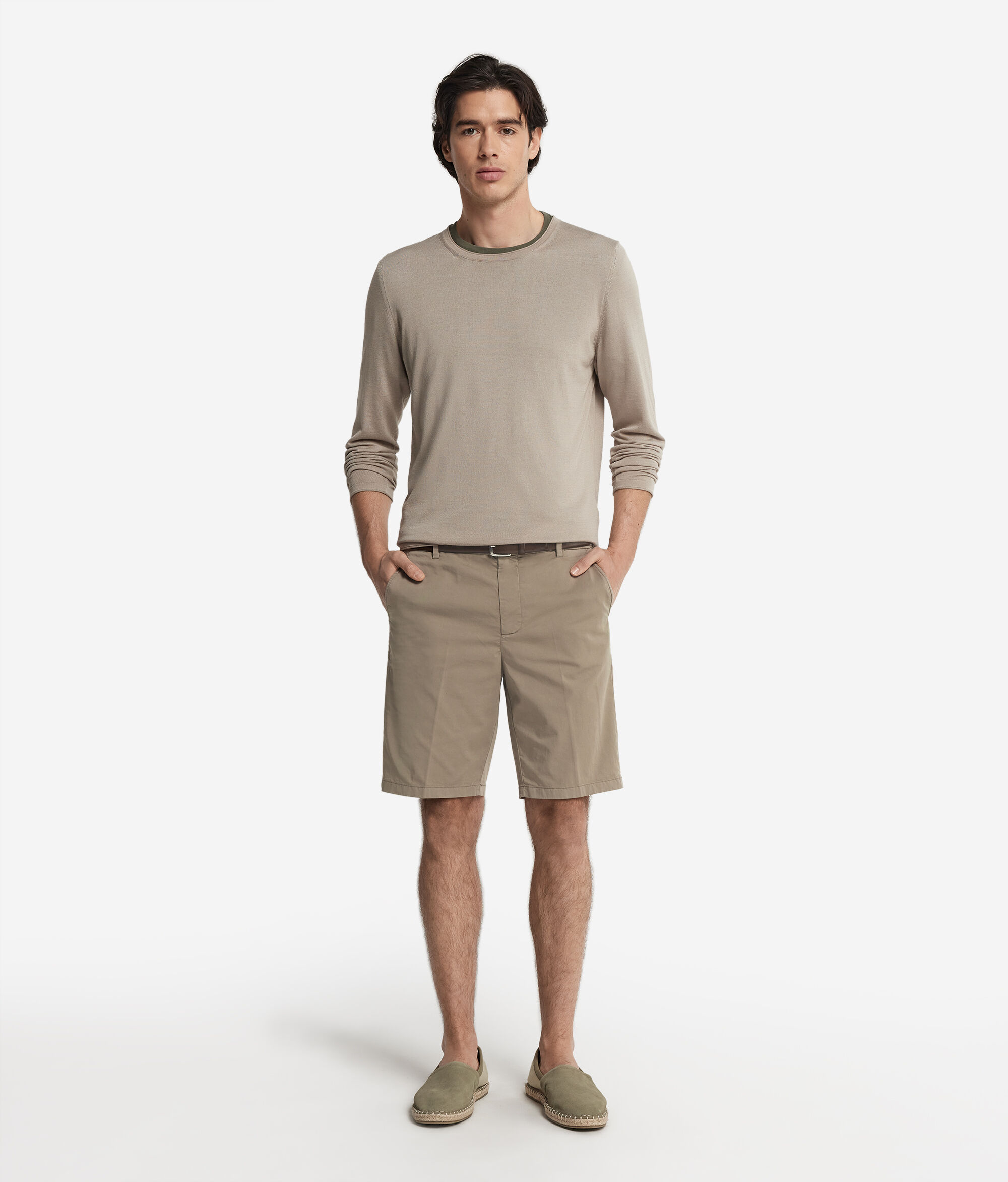 Kurze Chinohose aus Baumwolle