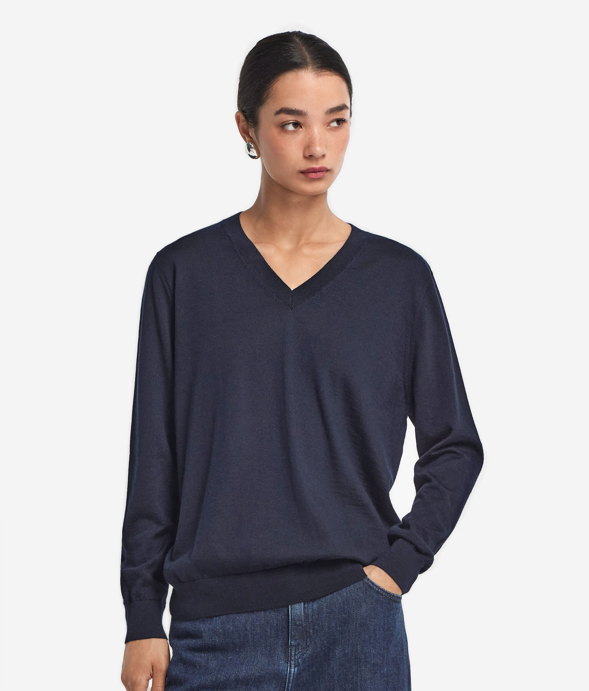 Ultrafine Cashmere V-Neck Jumper