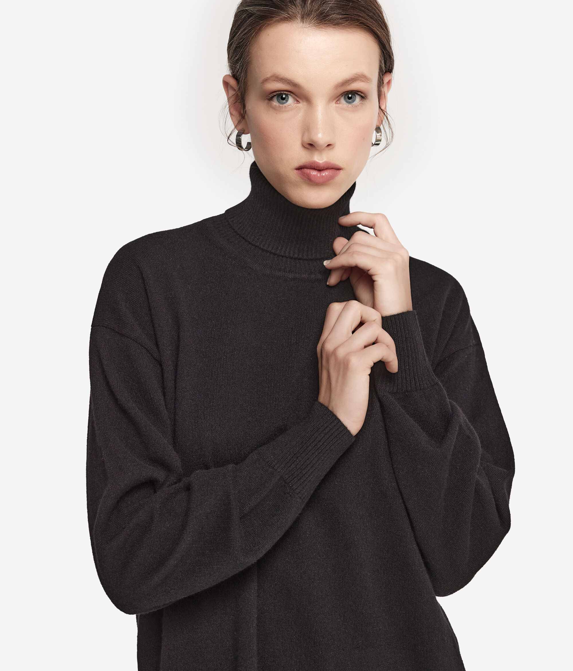 Ultrasoft Cashmere Turtleneck Sweater with Slits