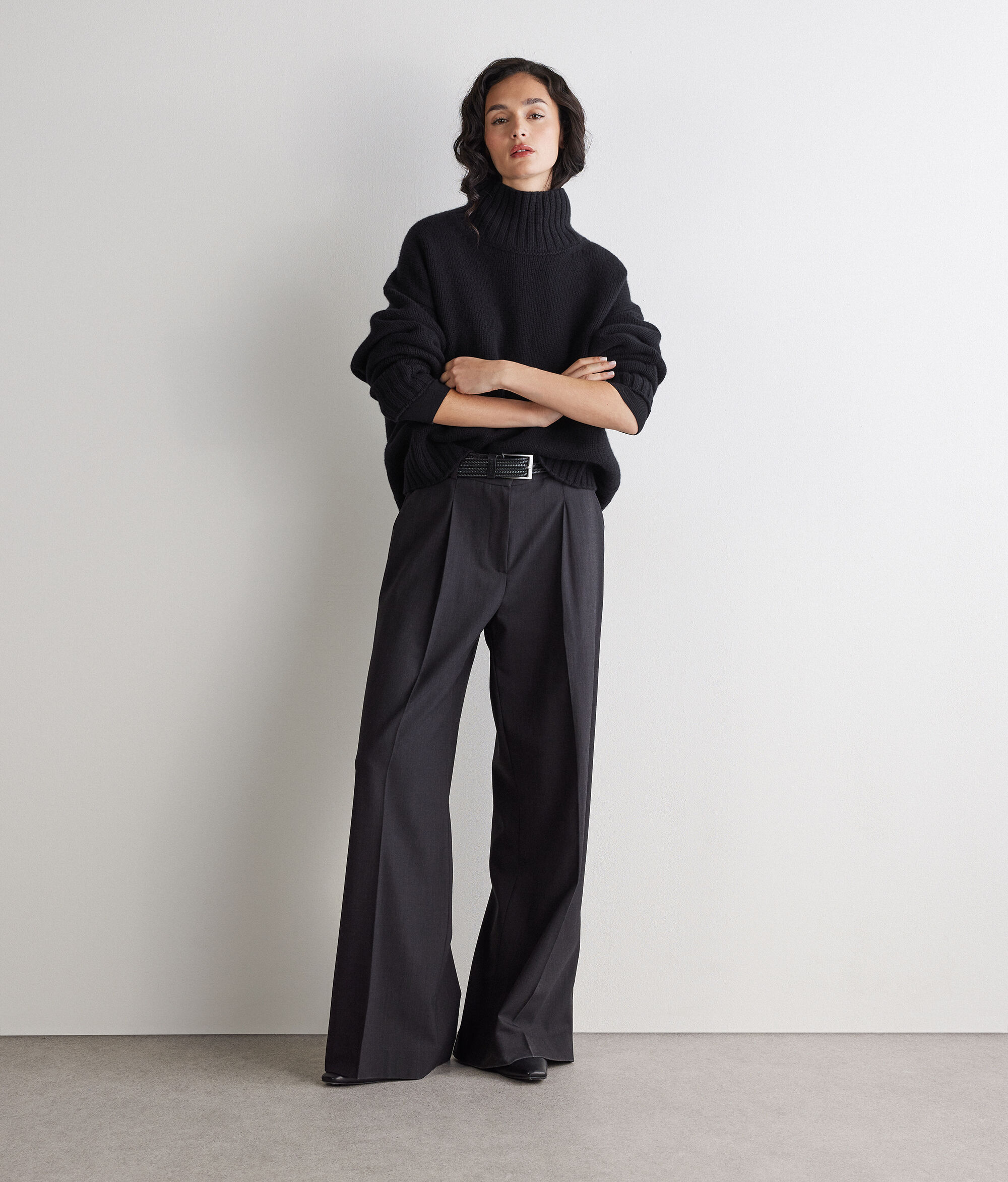 Pullover mit Trichterkragen aus Kaschmirstrick