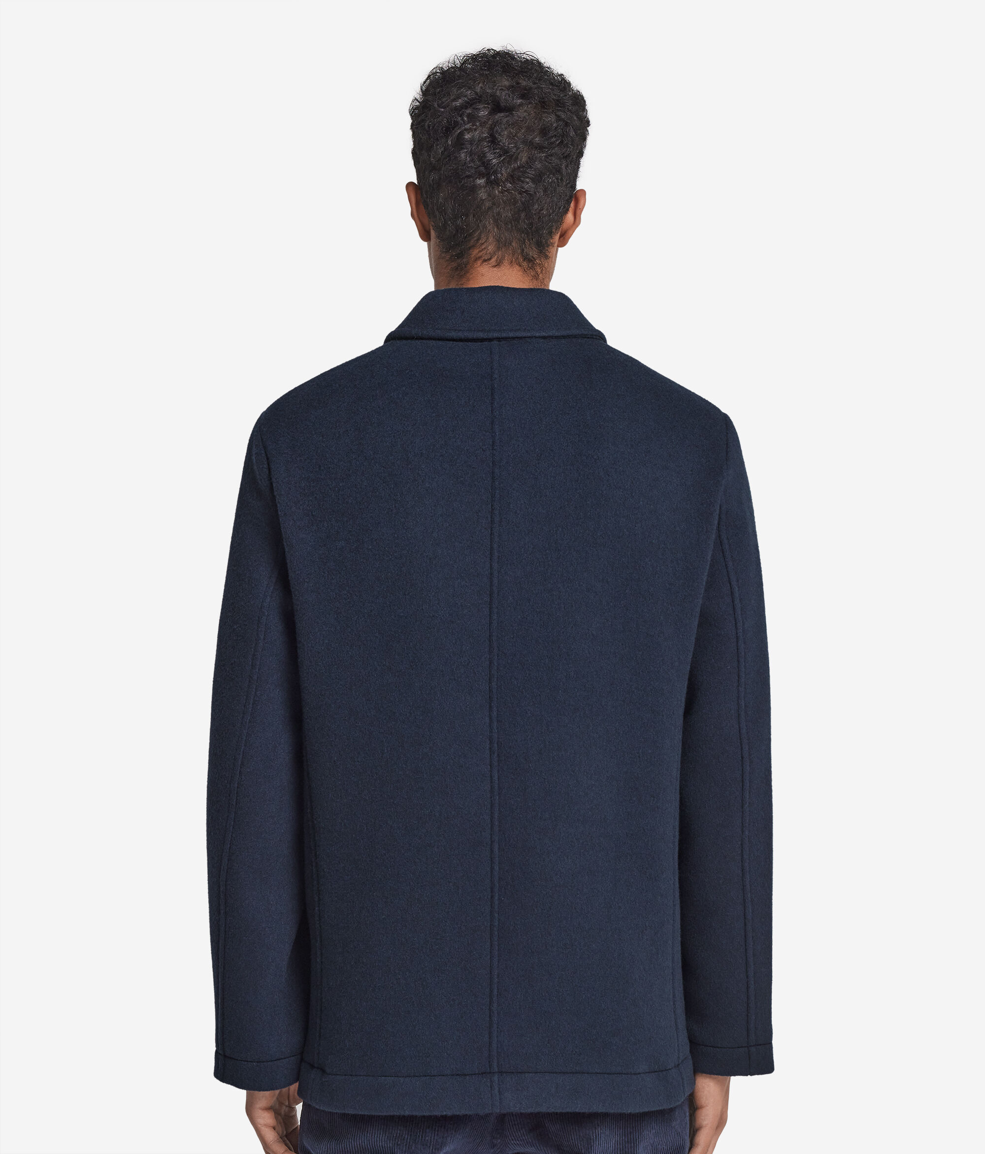Cashmere Cabanworker