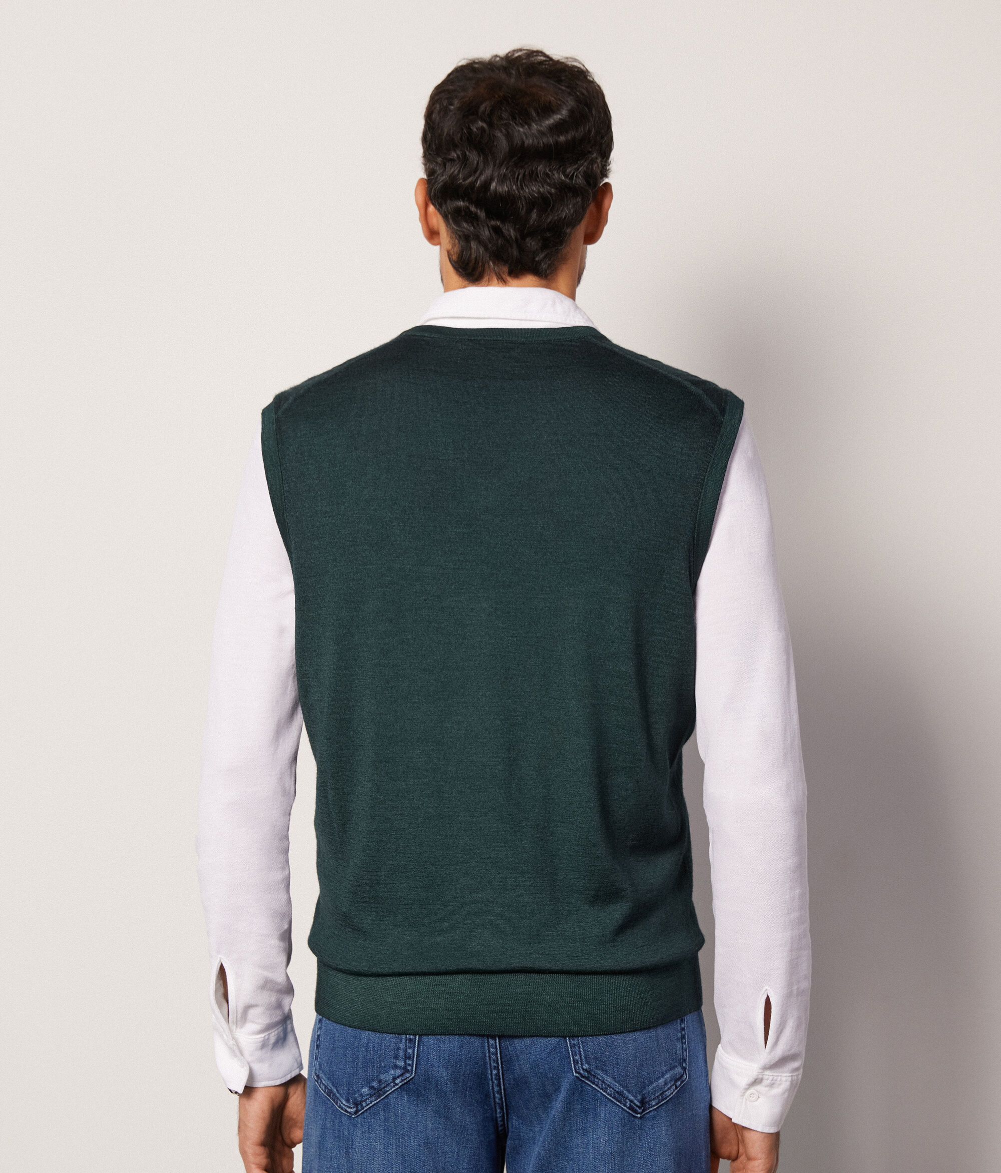 Gilet Scollo a V in Cashmere Ultrafine