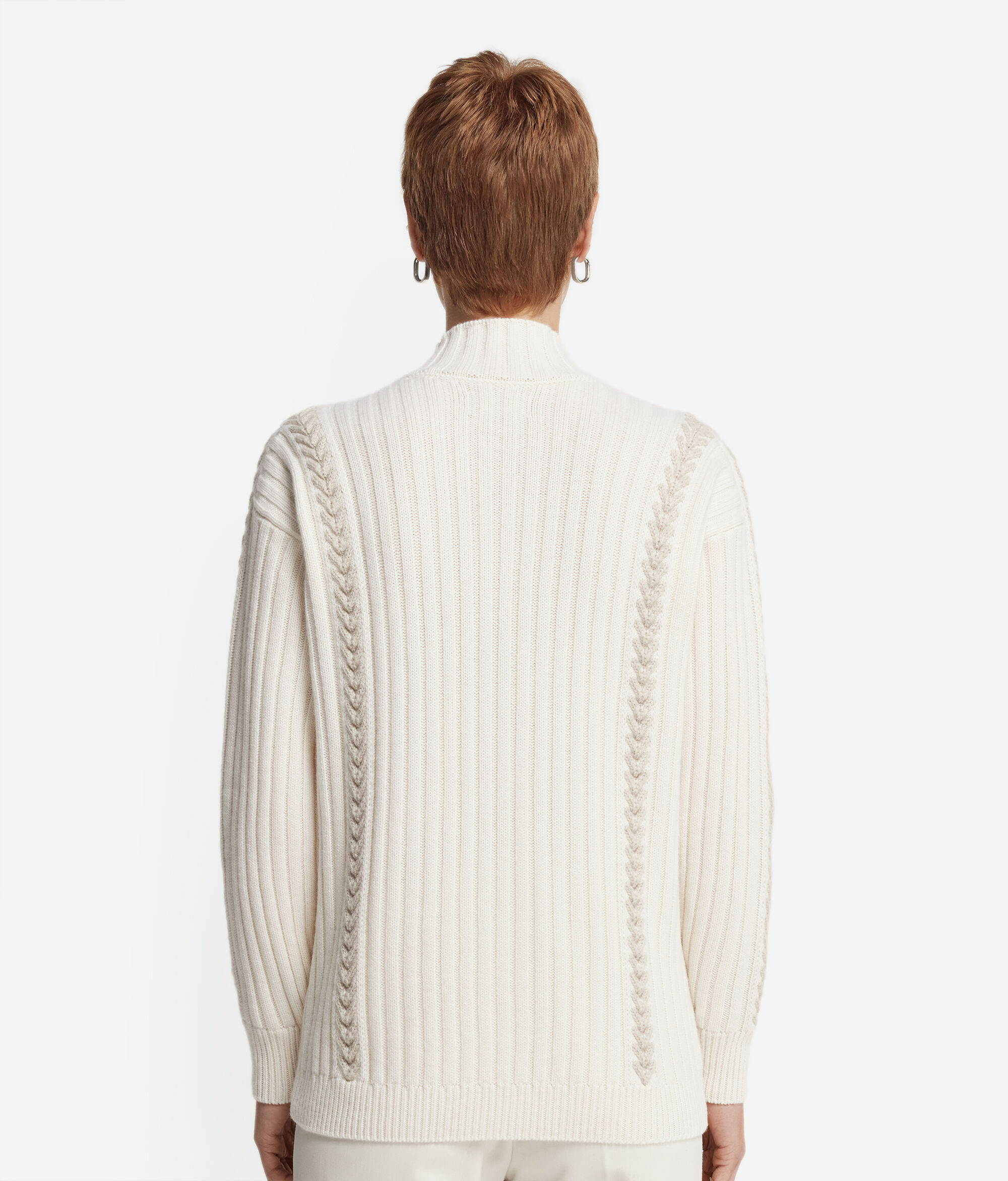 Stehkragenpullover mit Stickerei und Rippenmotiv aus Kaschmir Ultrasoft