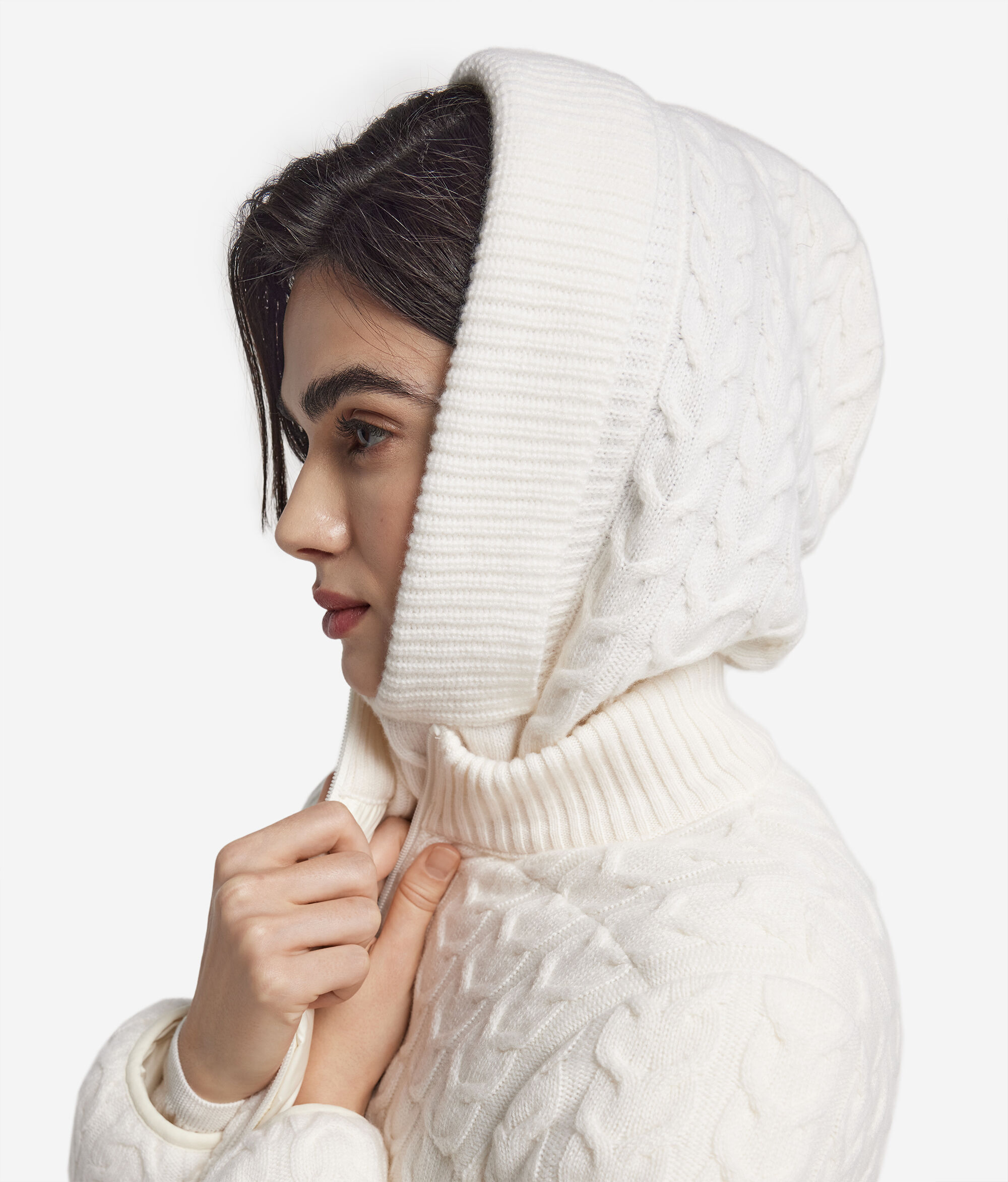 Cappuccio con intreccio in Cashmere Ultrasoft