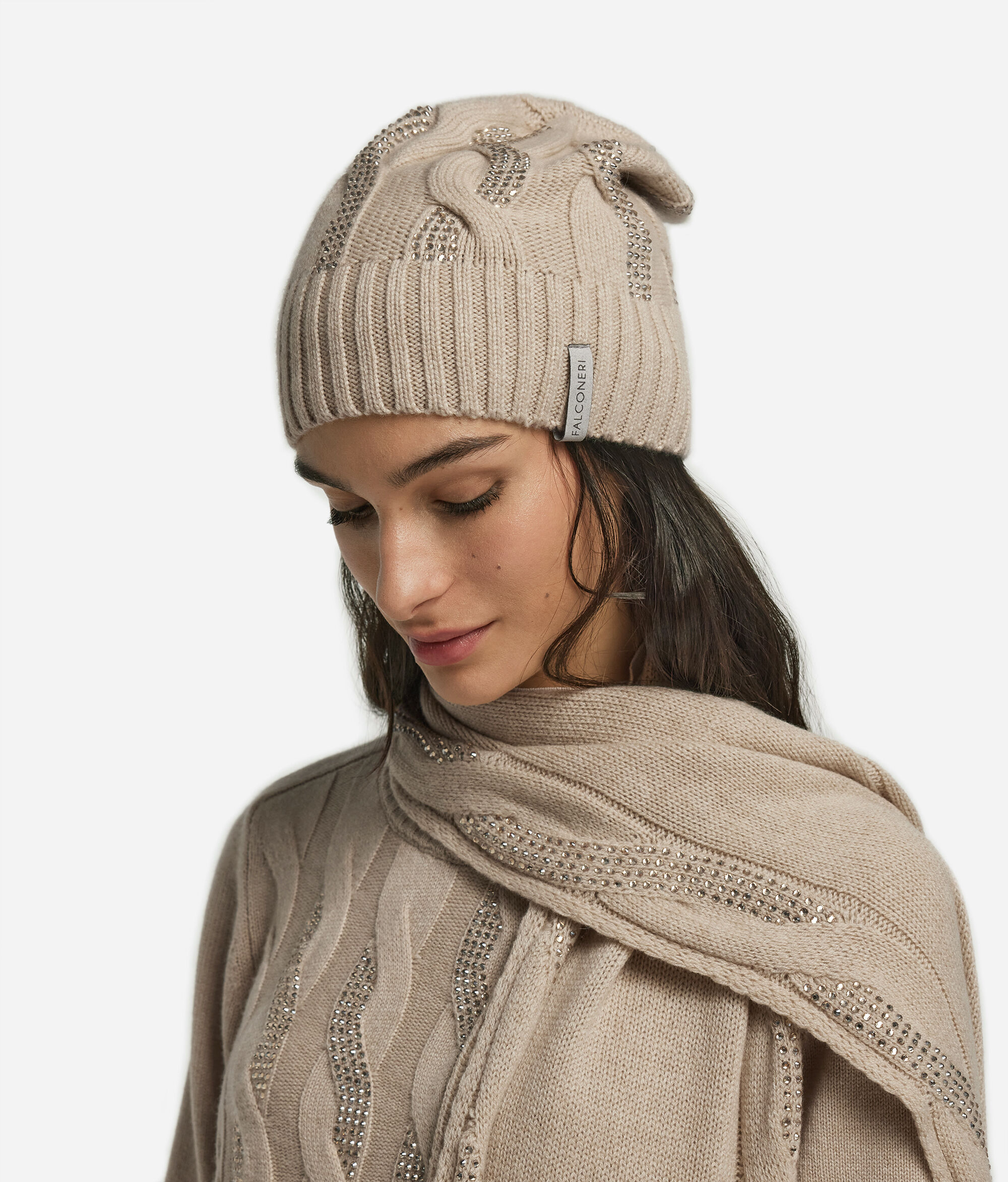 Bonnet torsadé à strass en cachemire ultra-doux