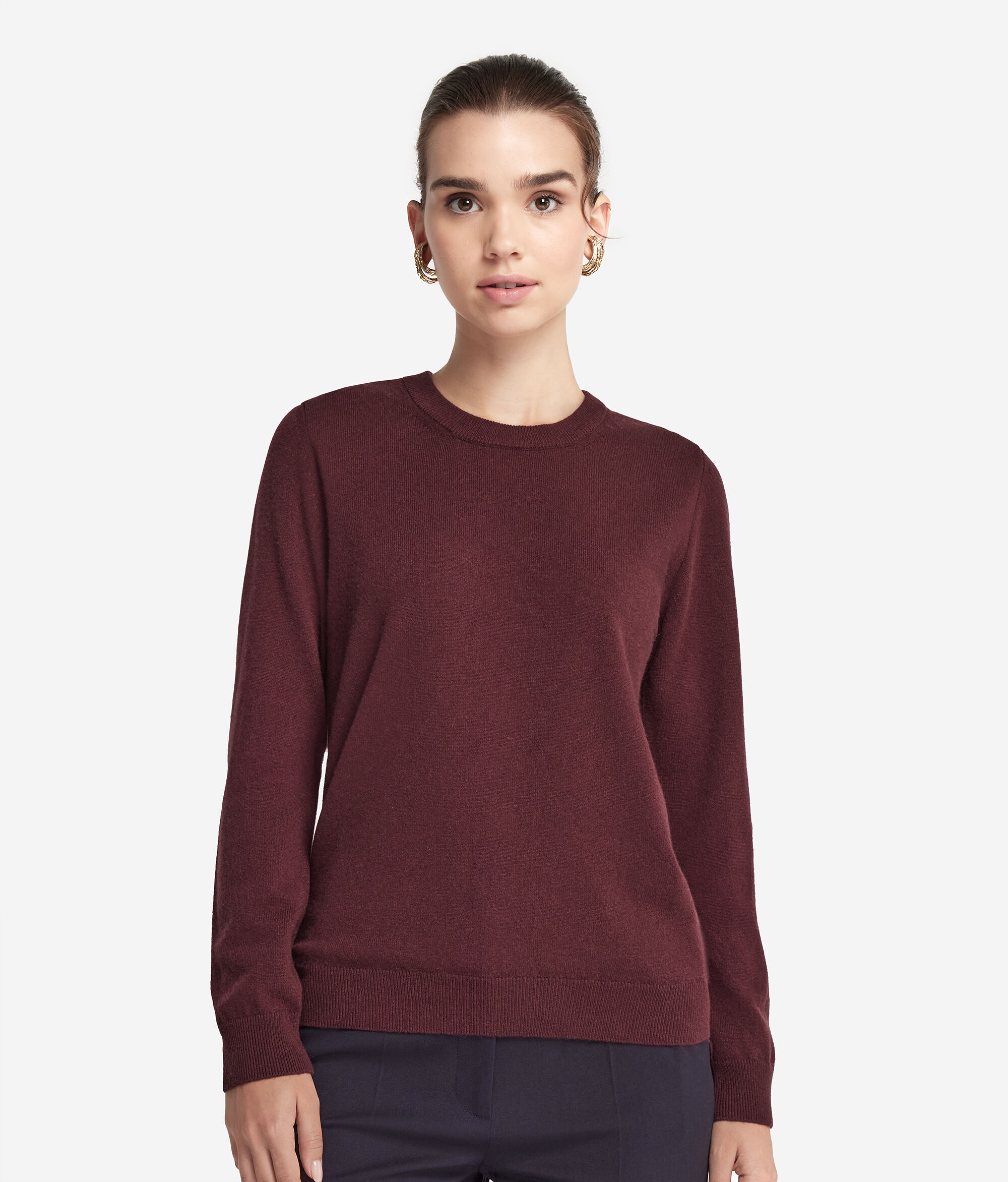 Long-Sleeved Ultrasoft Cashmere Round-Neck Jumper