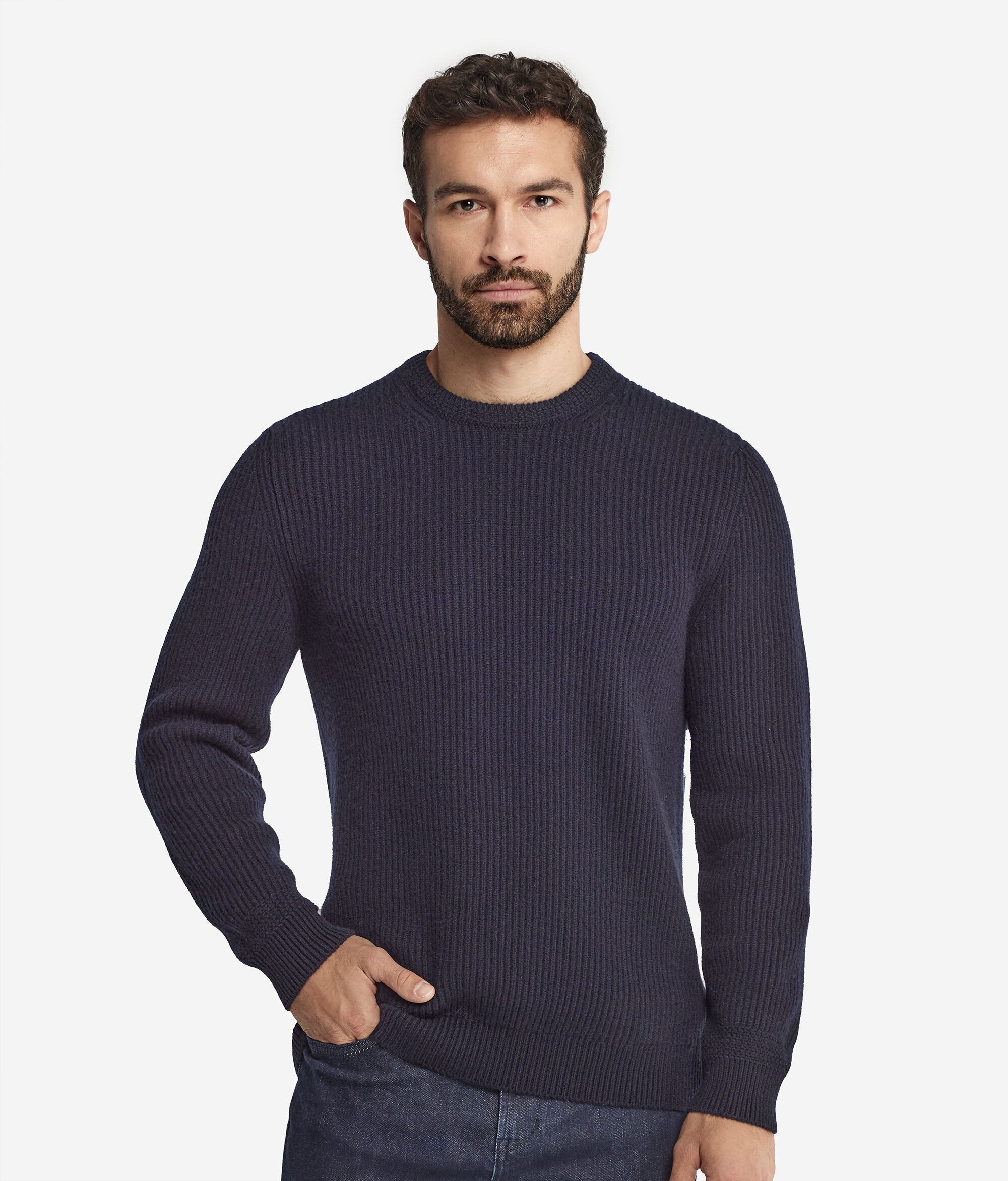 Ultrasoft Cashmere Round-Neck Jumper in Fisherman’s Rib Knit