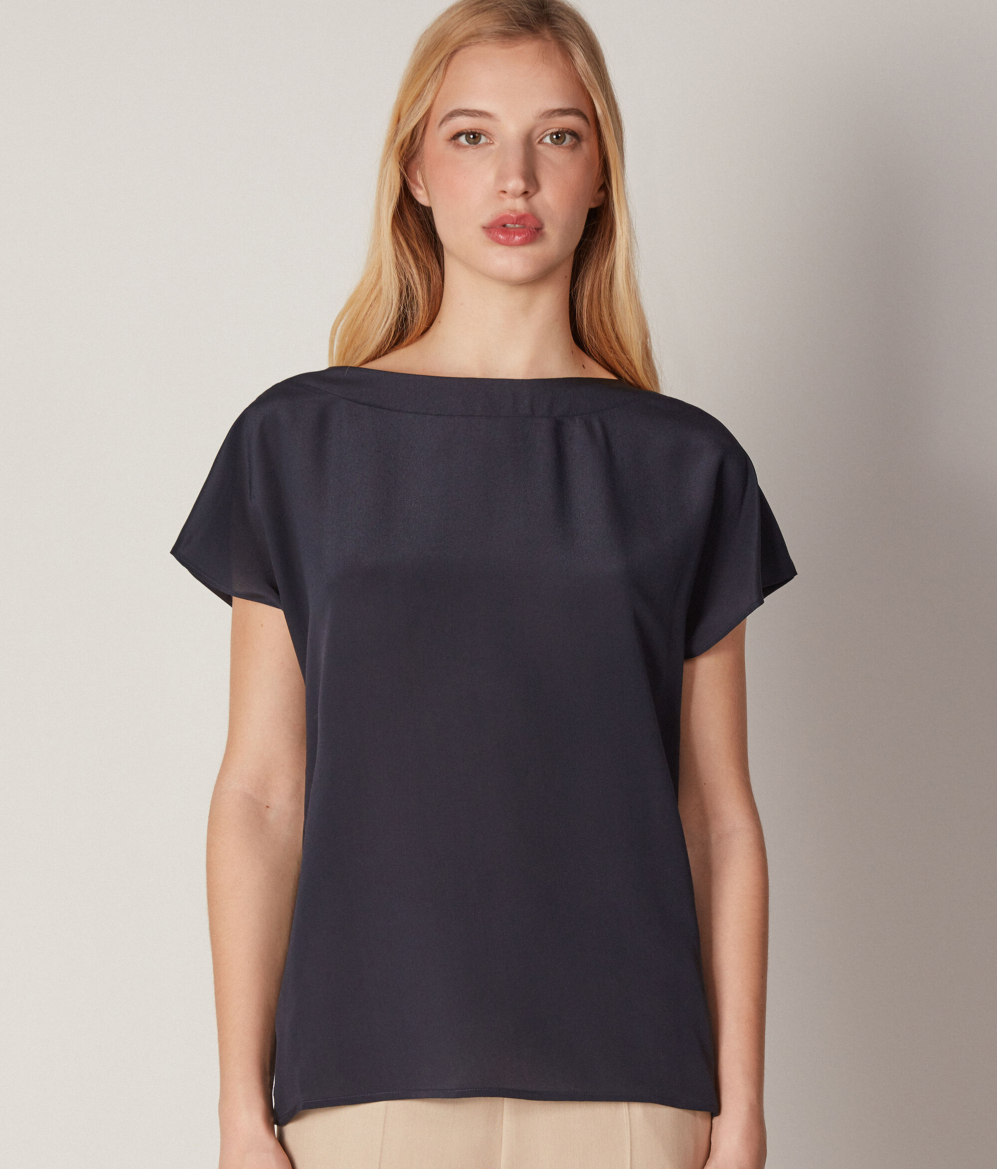 U-Boot-T-Shirt aus Seide und Modal