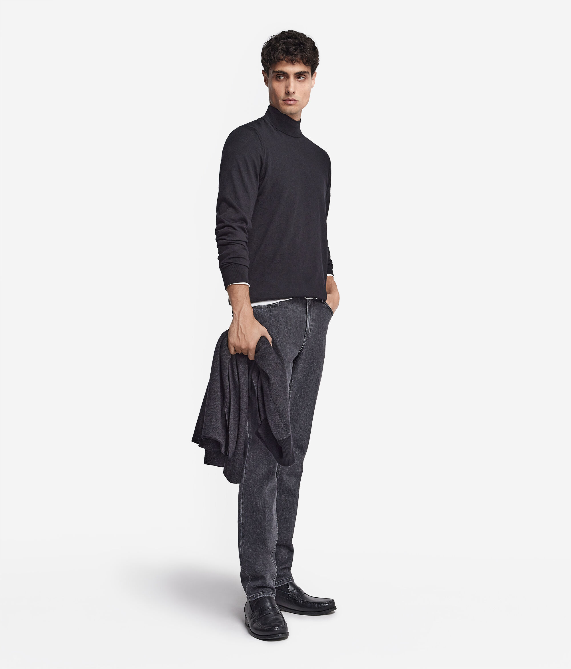 Long-Sleeved Cashmere Turtleneck