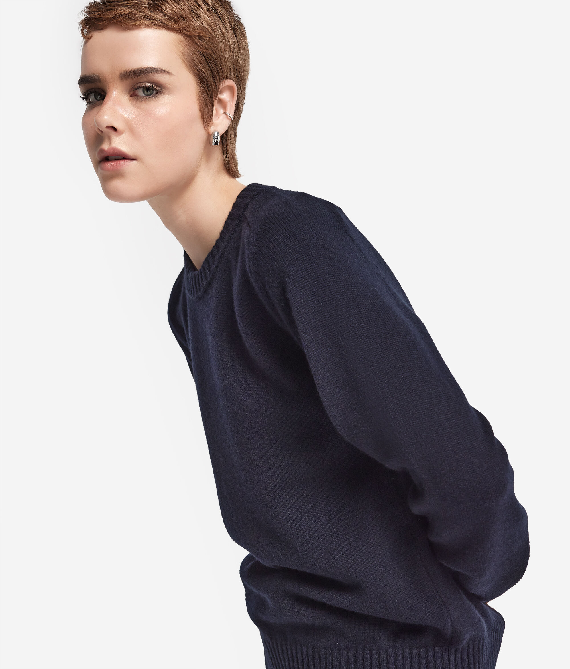 Ultrasoft Cashmere Crewneck Sweater with Set-in Sleeves
