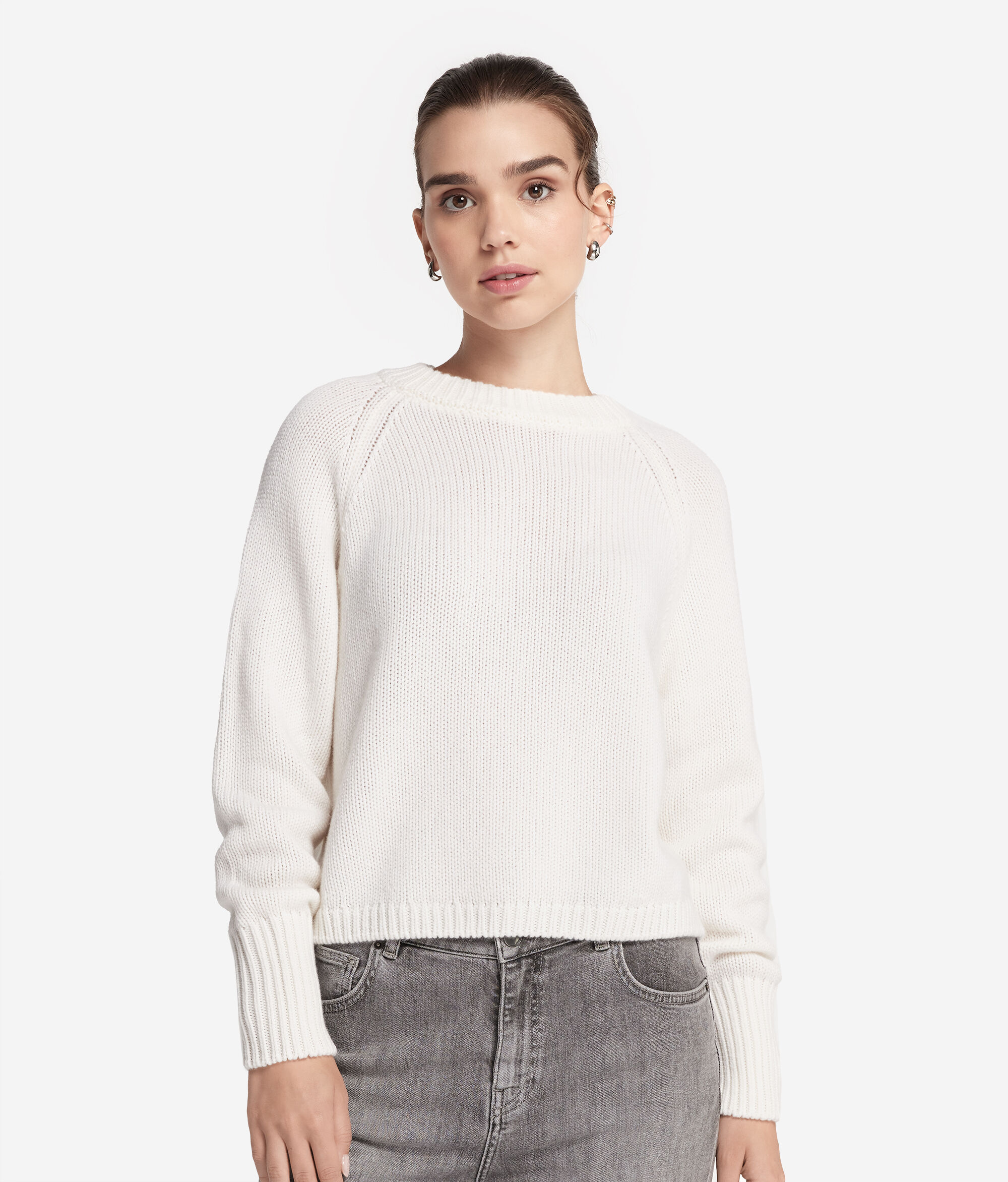 Round-Neck Cashmere Tricot Jumper