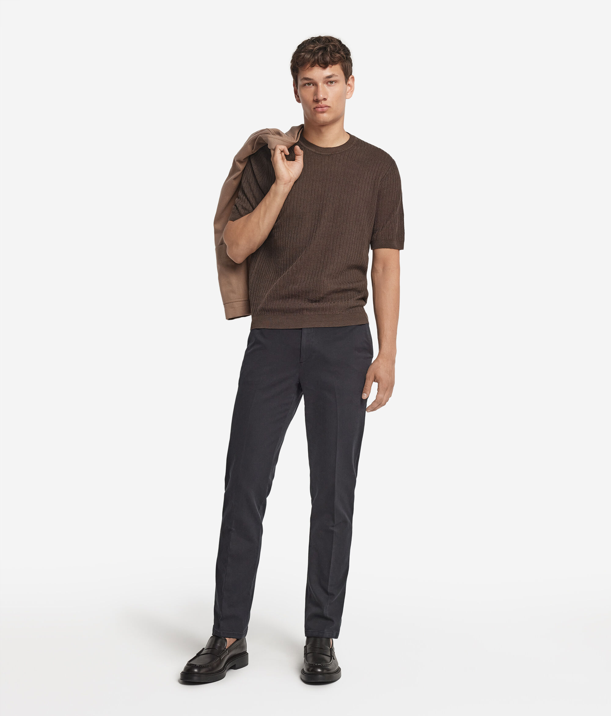 Tricou cu mâneci scurte model reiat