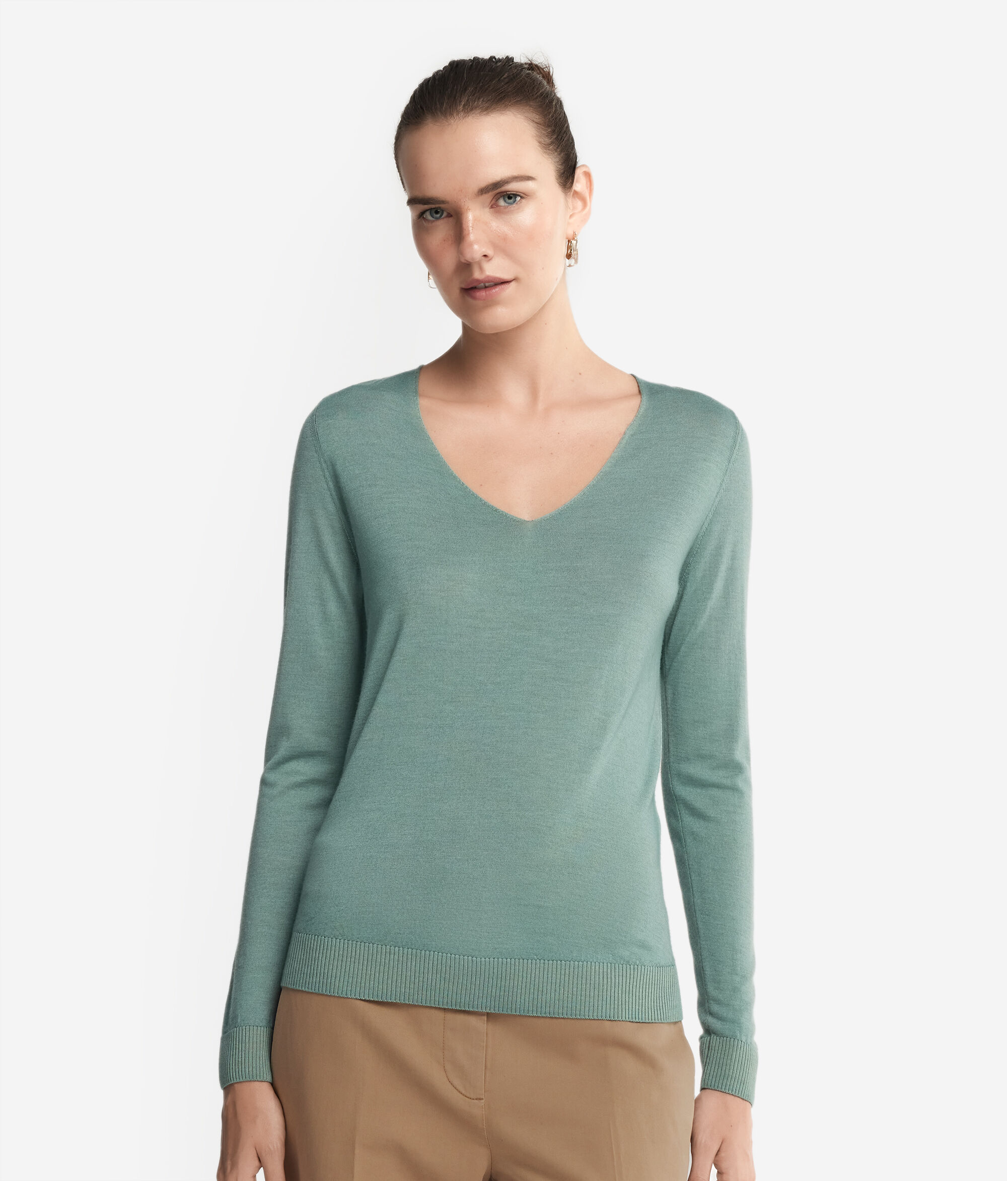 Ultrafine Cashmere V-Neck Jumper