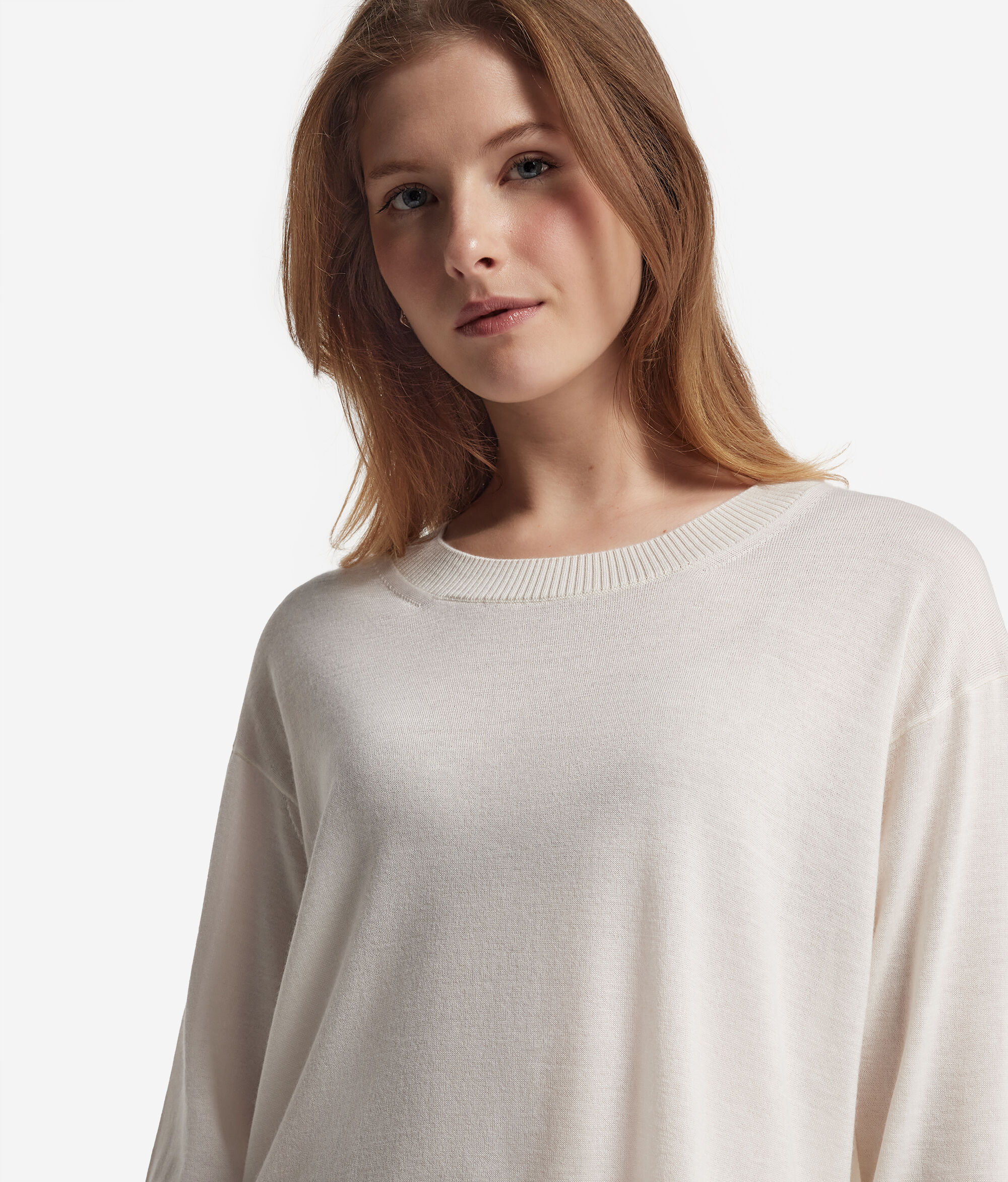 Μπλούζα με Στρογγυλή Λαιμόκοψη από Cashmere με σκισίματα