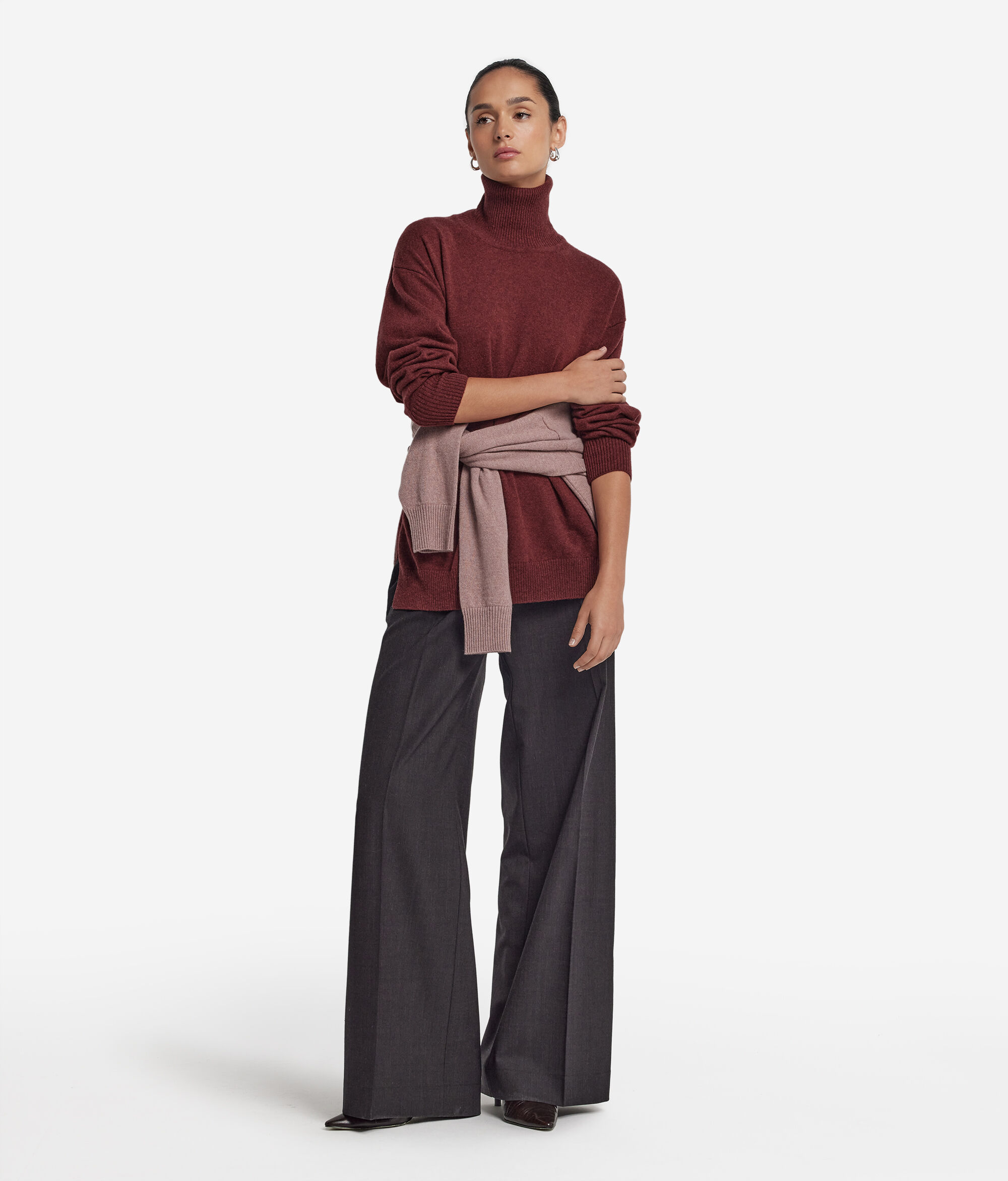 Rollkragenpullover aus Kaschmir Ultrasoft mit Schlitzen