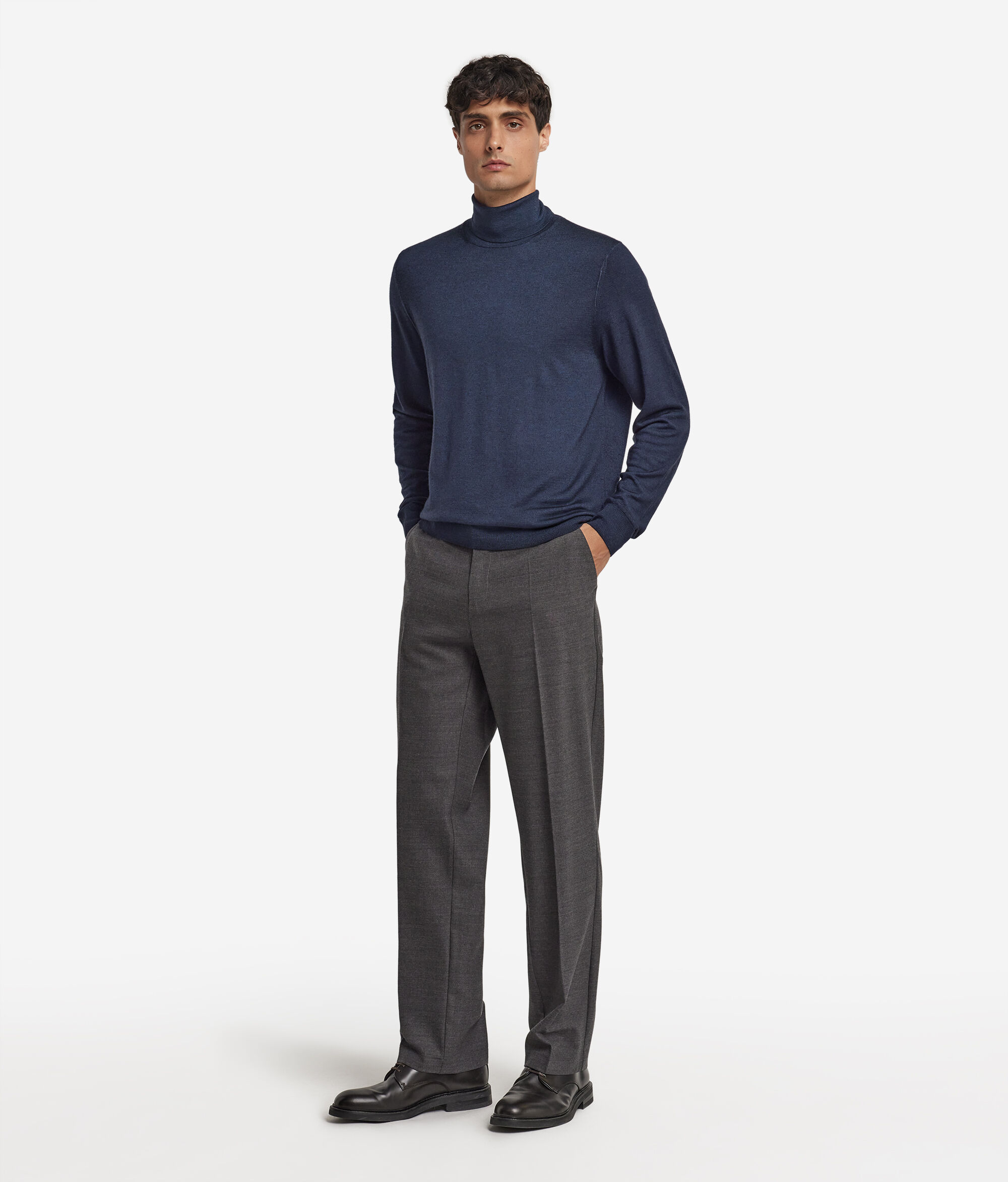 Jersey de cuello vuelto de cashmere ultrafine