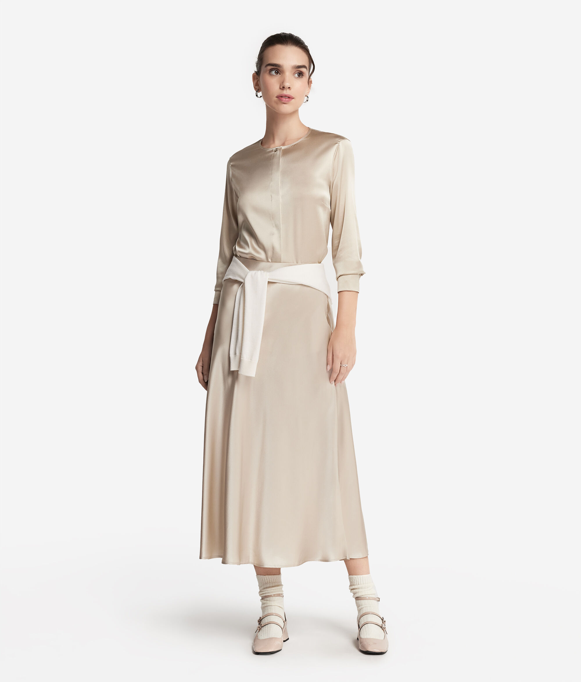 Chemise à col rond en satin de soie