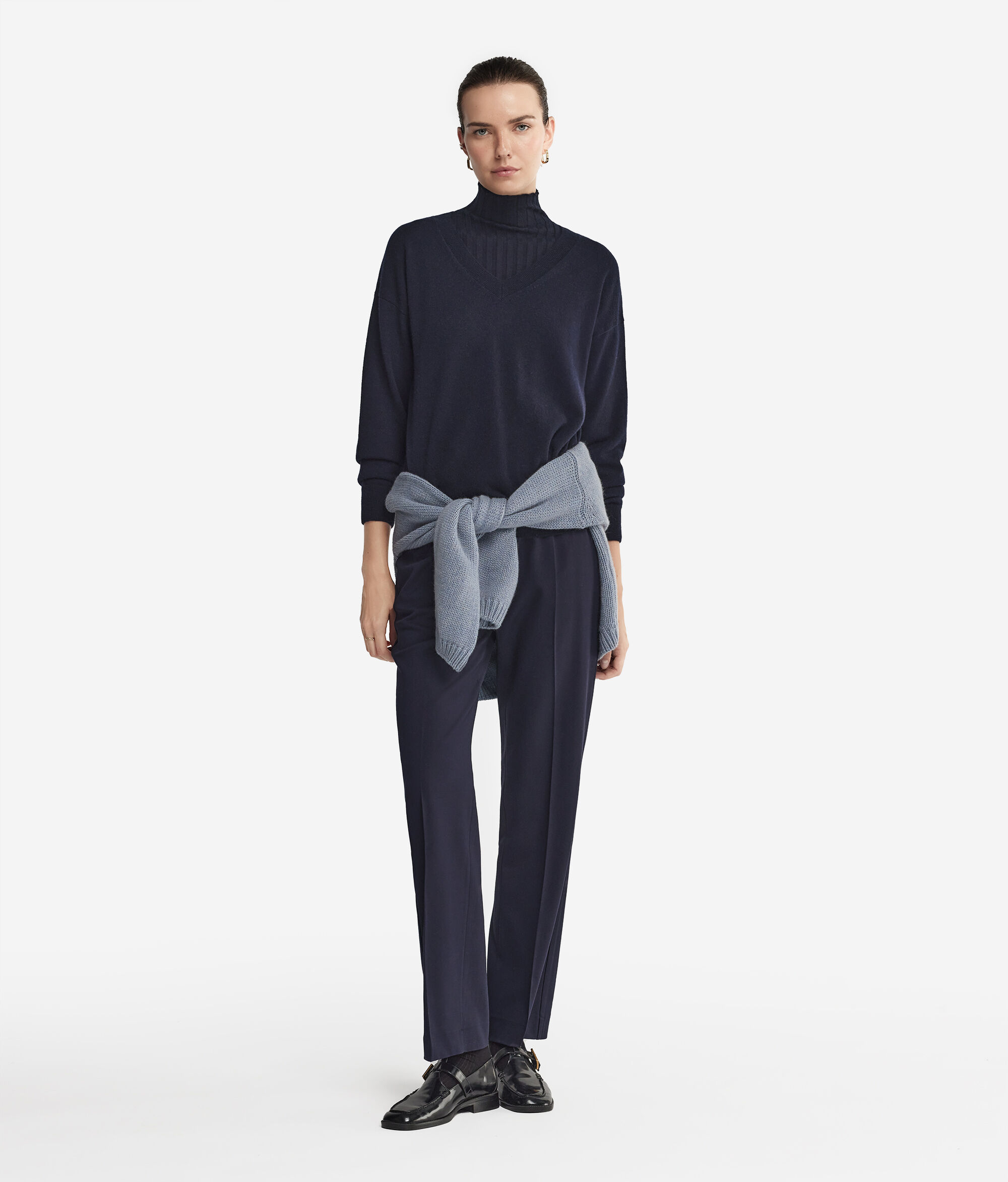 Μπλούζα από Ultrasoft Cashmere με Λαιμόκοψη V