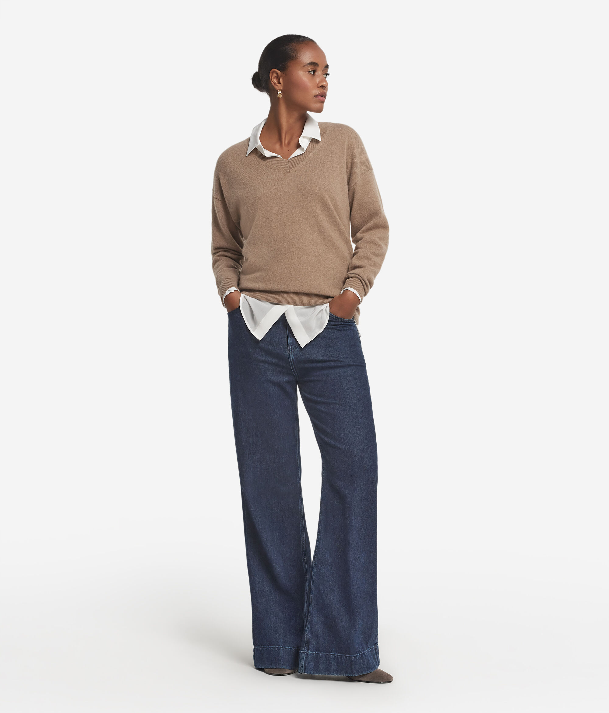 Jersey con cuello de pico de cashmere ultrasoft