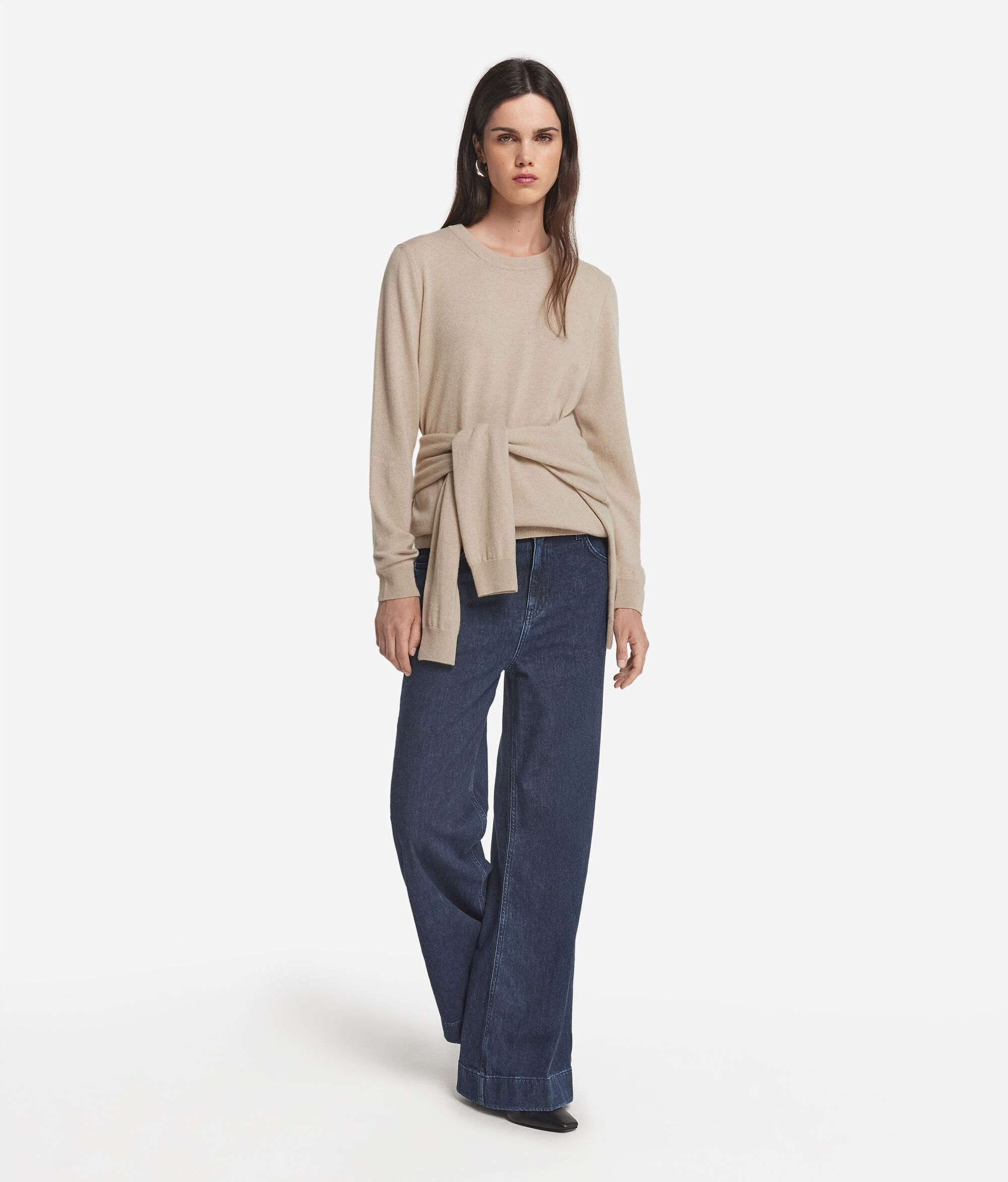Long-Sleeved Ultrasoft Cashmere Round-Neck Jumper