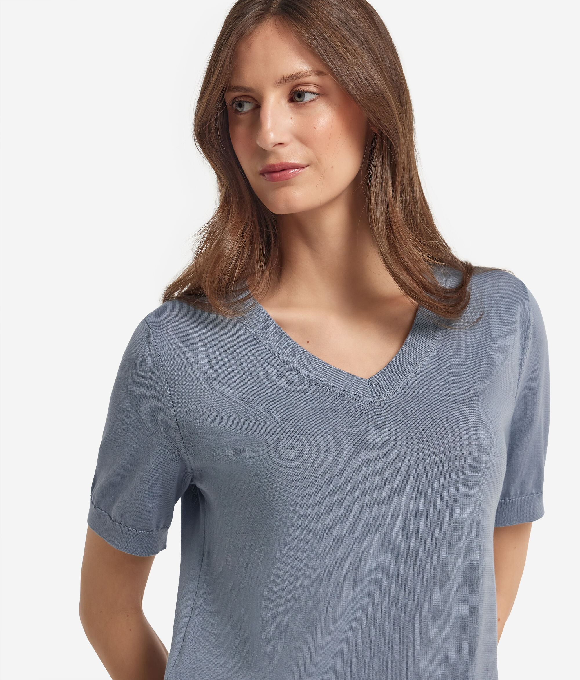 T-Shirt mit V-Ausschnitt aus Baumwolle Fresh
