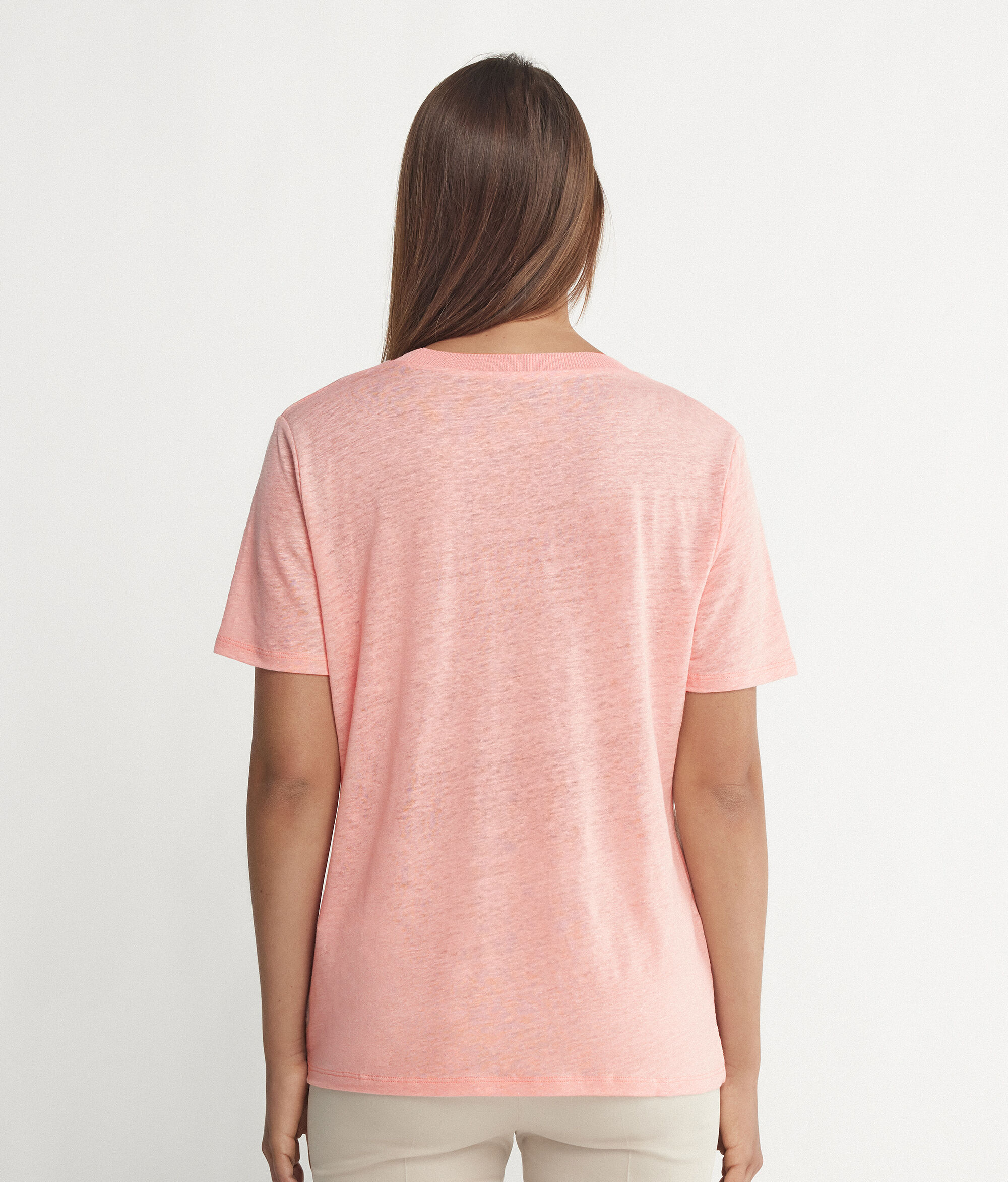 T-Shirt aus Leinen mit V-Ausschnitt und Stricksaum