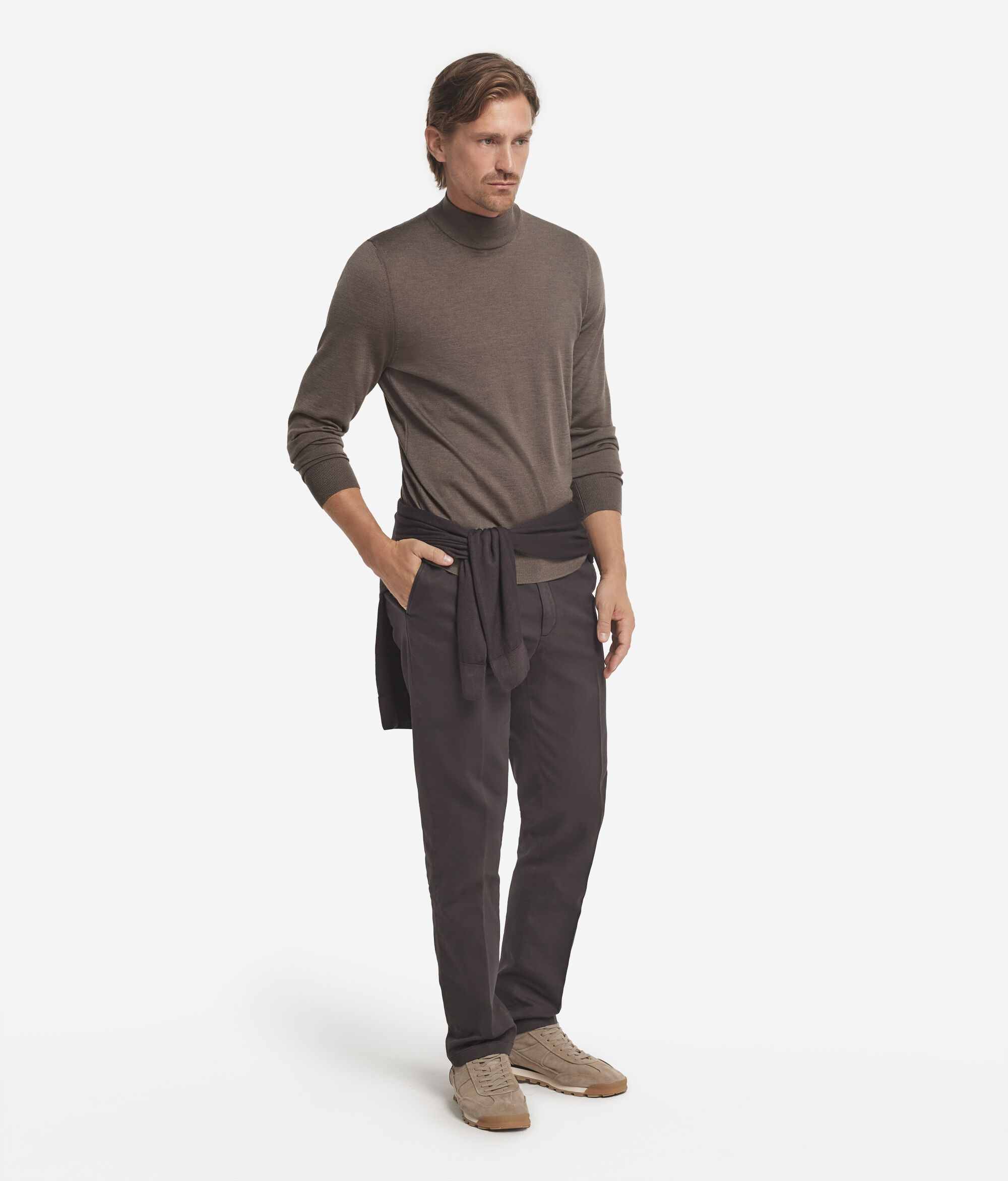 Langärmeliger Stehkragenpullover aus Kaschmir